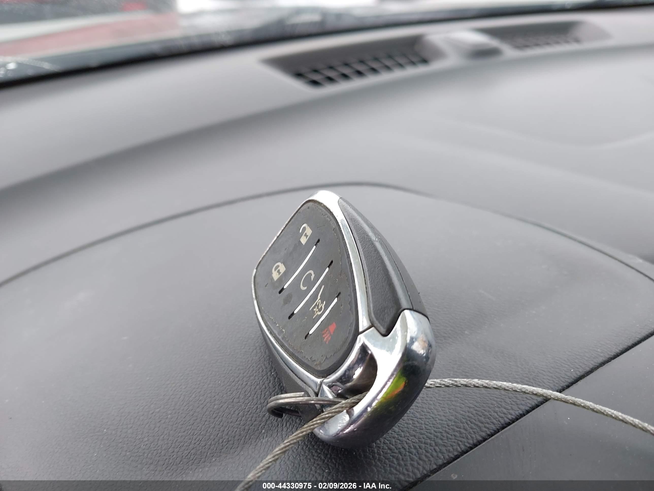 CHEVROLET EQUINOX image 11