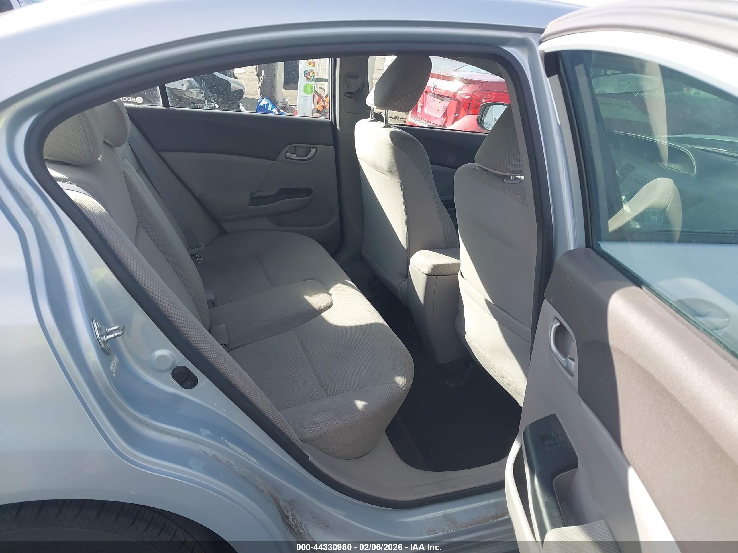HONDA CIVIC image 8