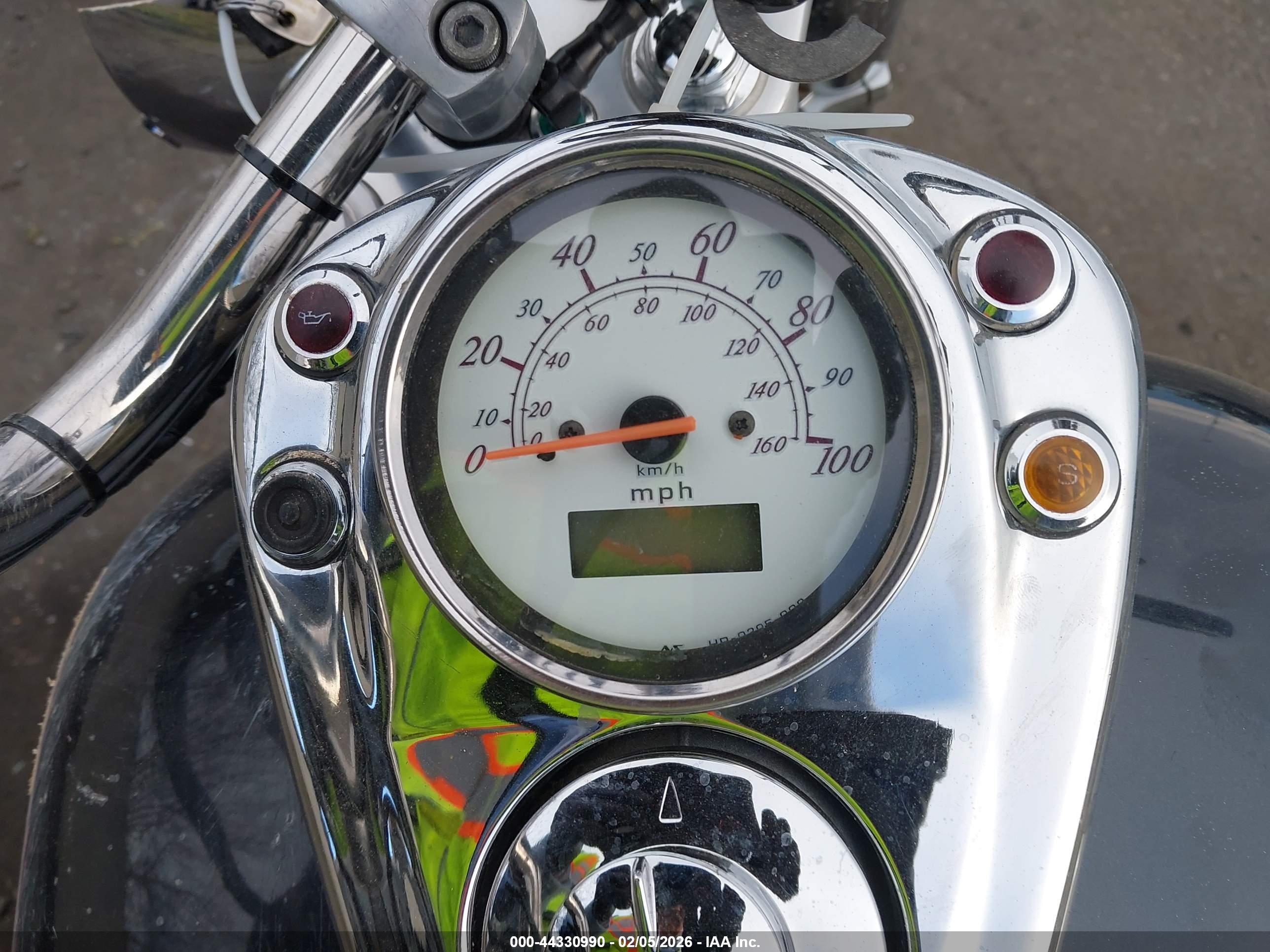HONDA VT750 image 7
