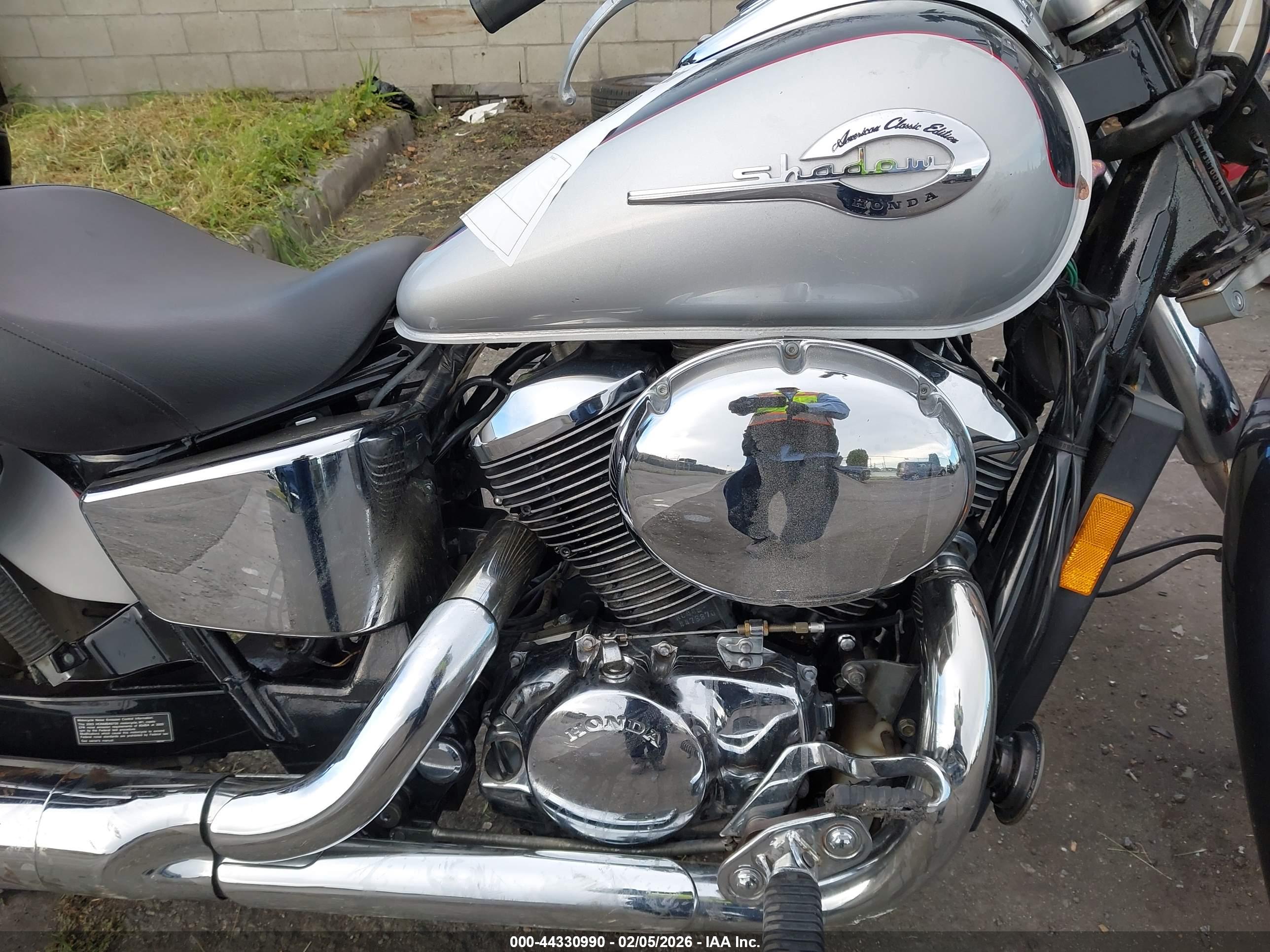 HONDA VT750 image 8
