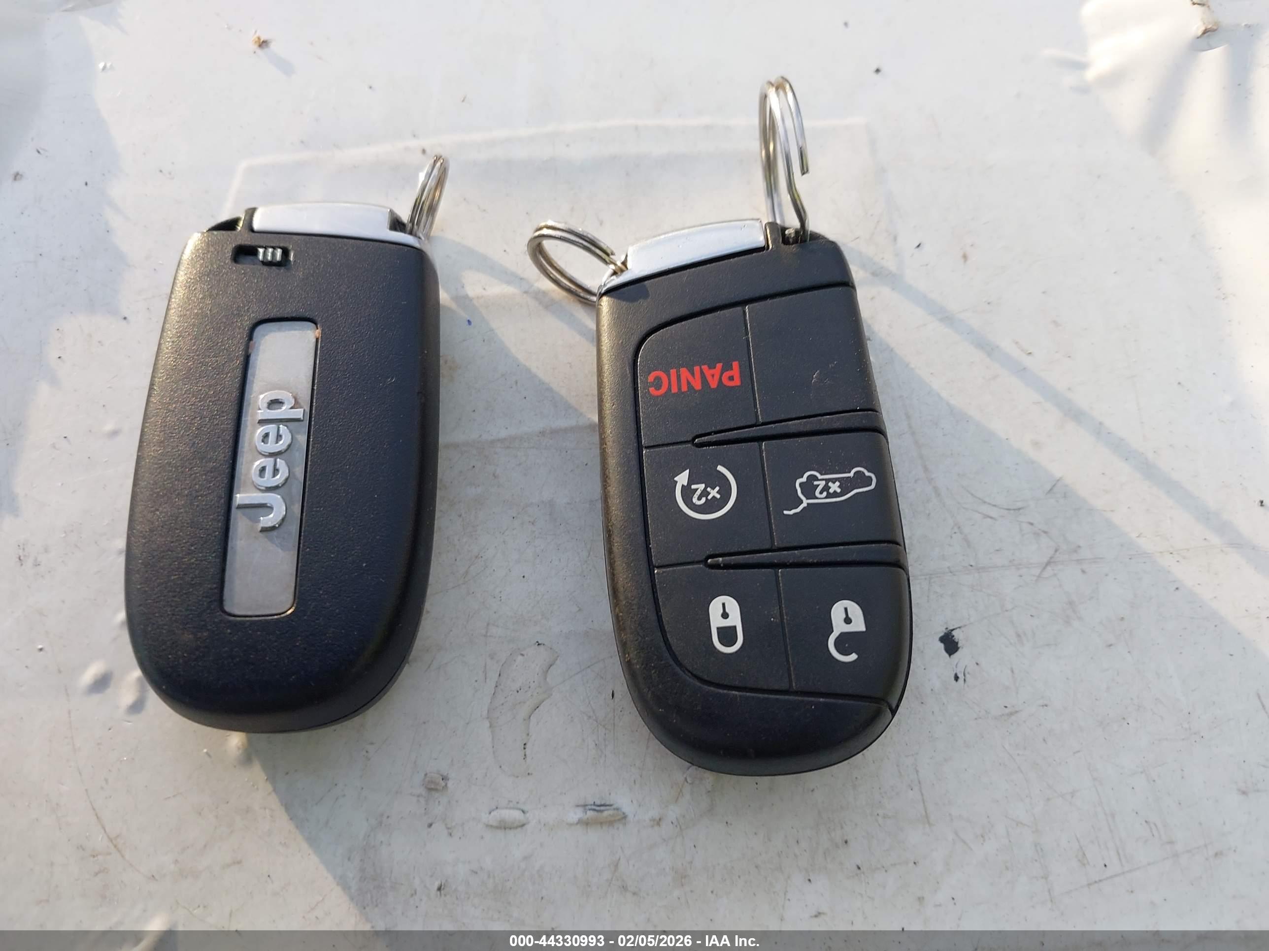 JEEP GRAND image 11