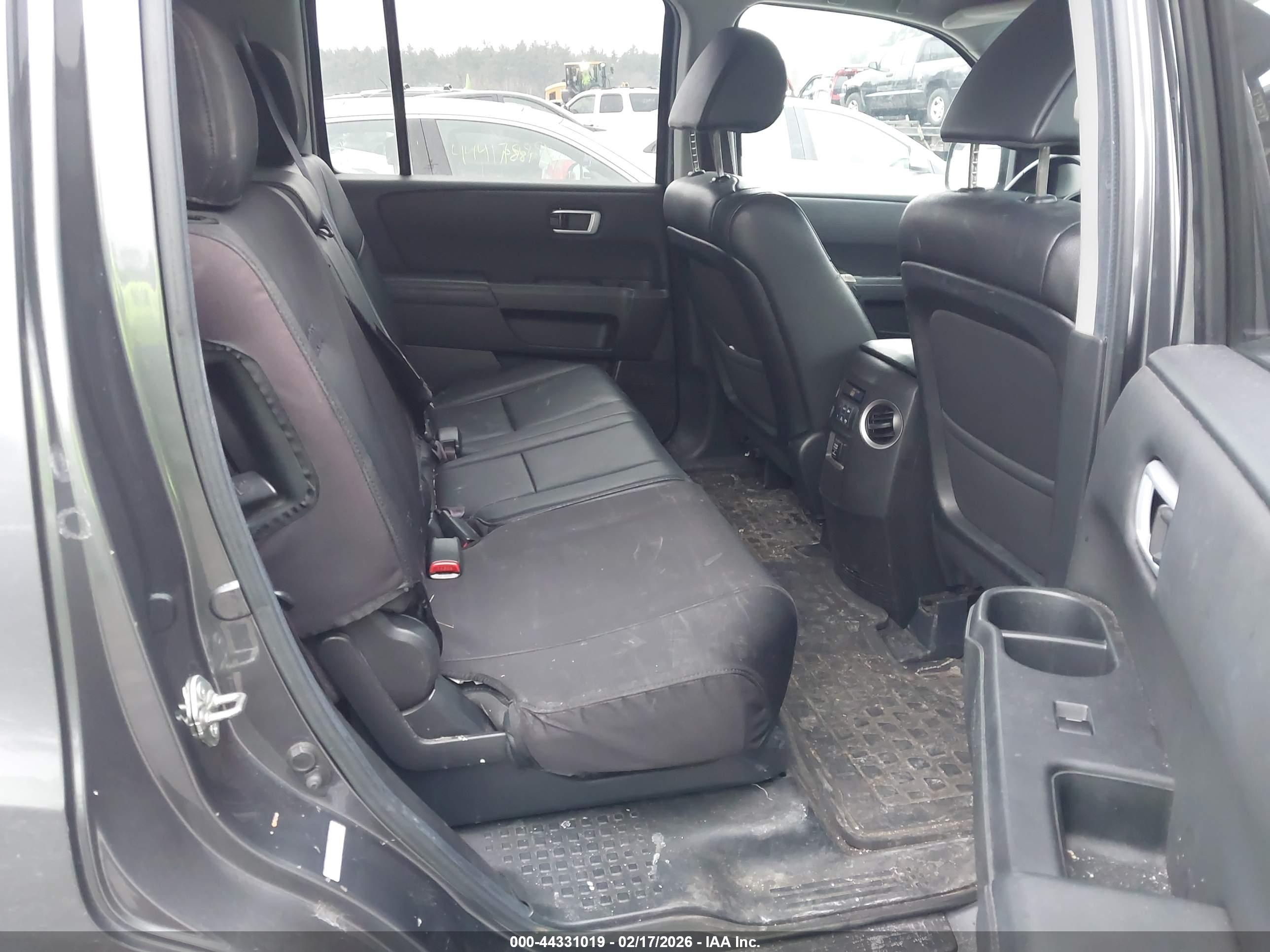 HONDA PILOT image 8