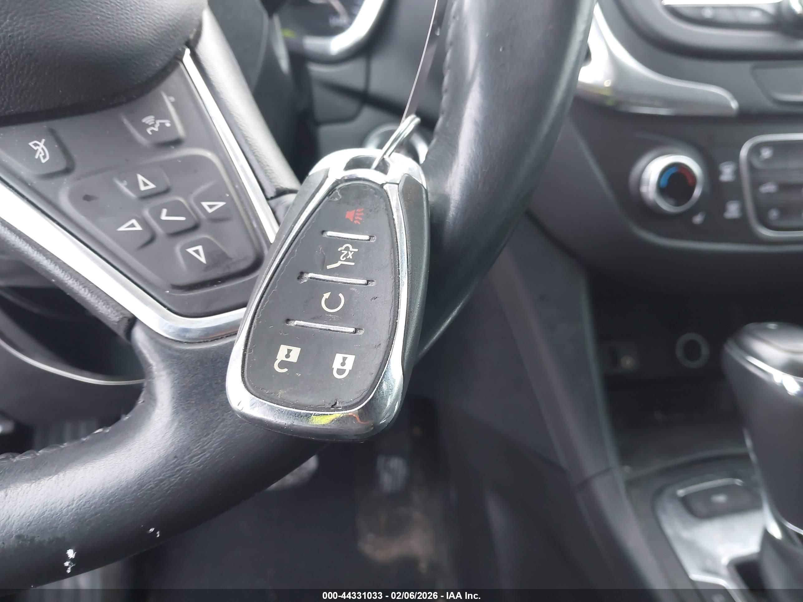 CHEVROLET EQUINOX image 11