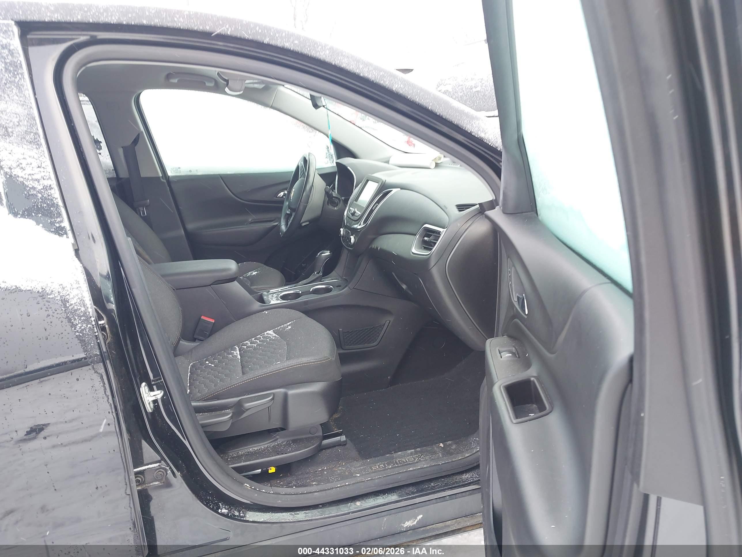 CHEVROLET EQUINOX image 5