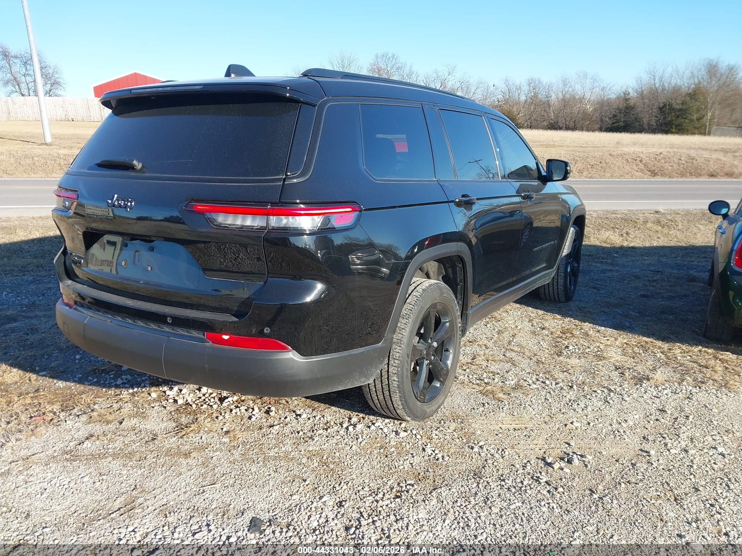 JEEP GRAND image 4