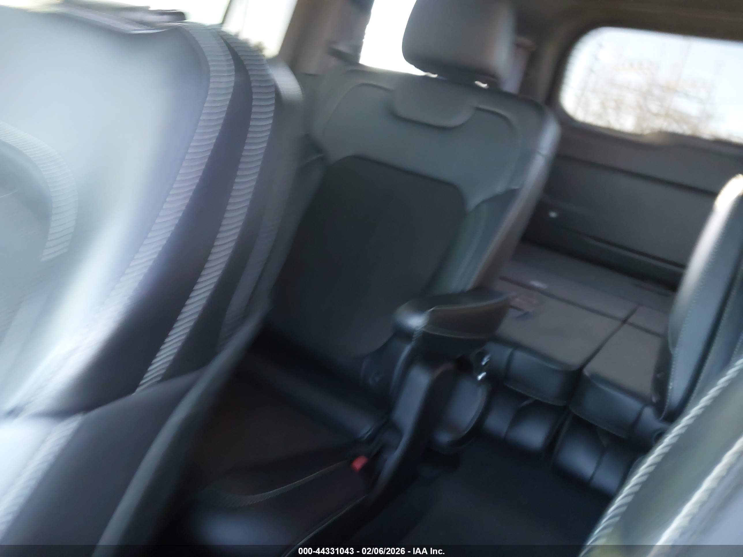 JEEP GRAND image 6