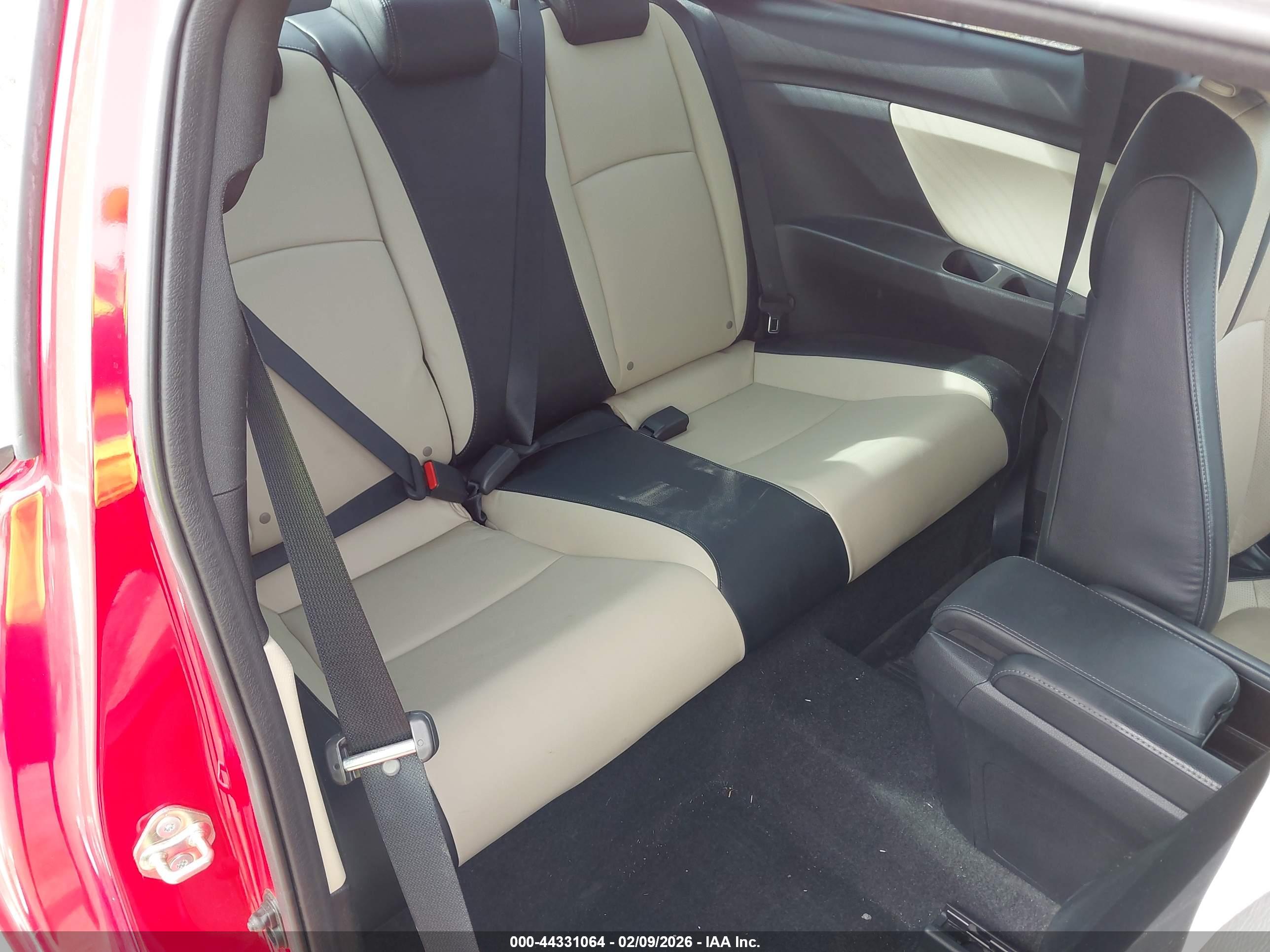 HONDA CIVIC image 8