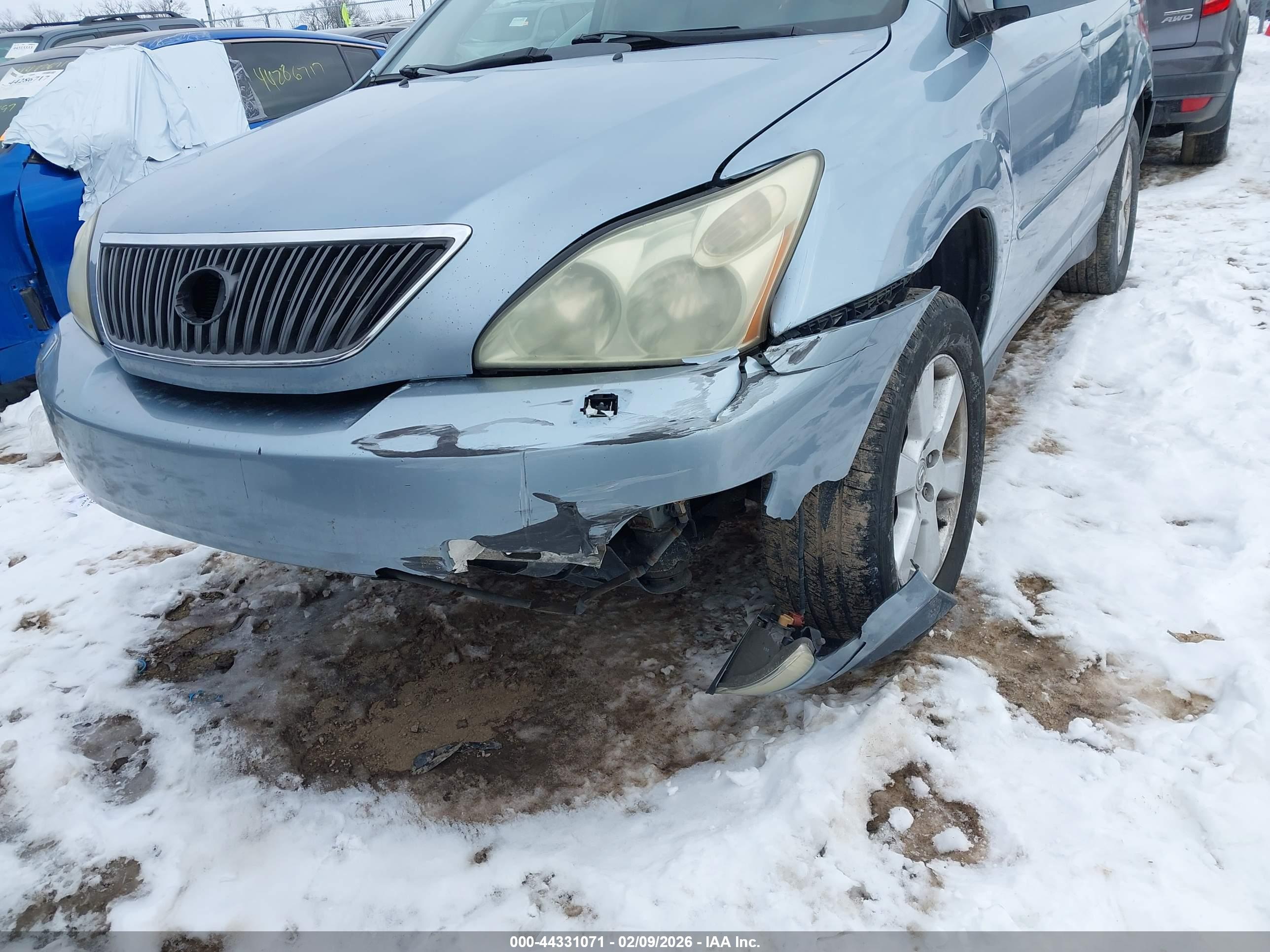 LEXUS RX image 6
