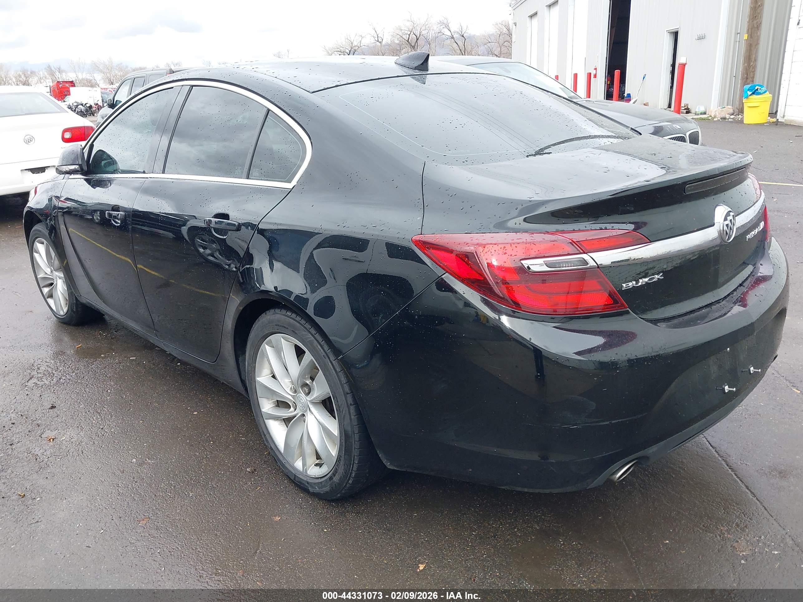 BUICK REGAL image 3
