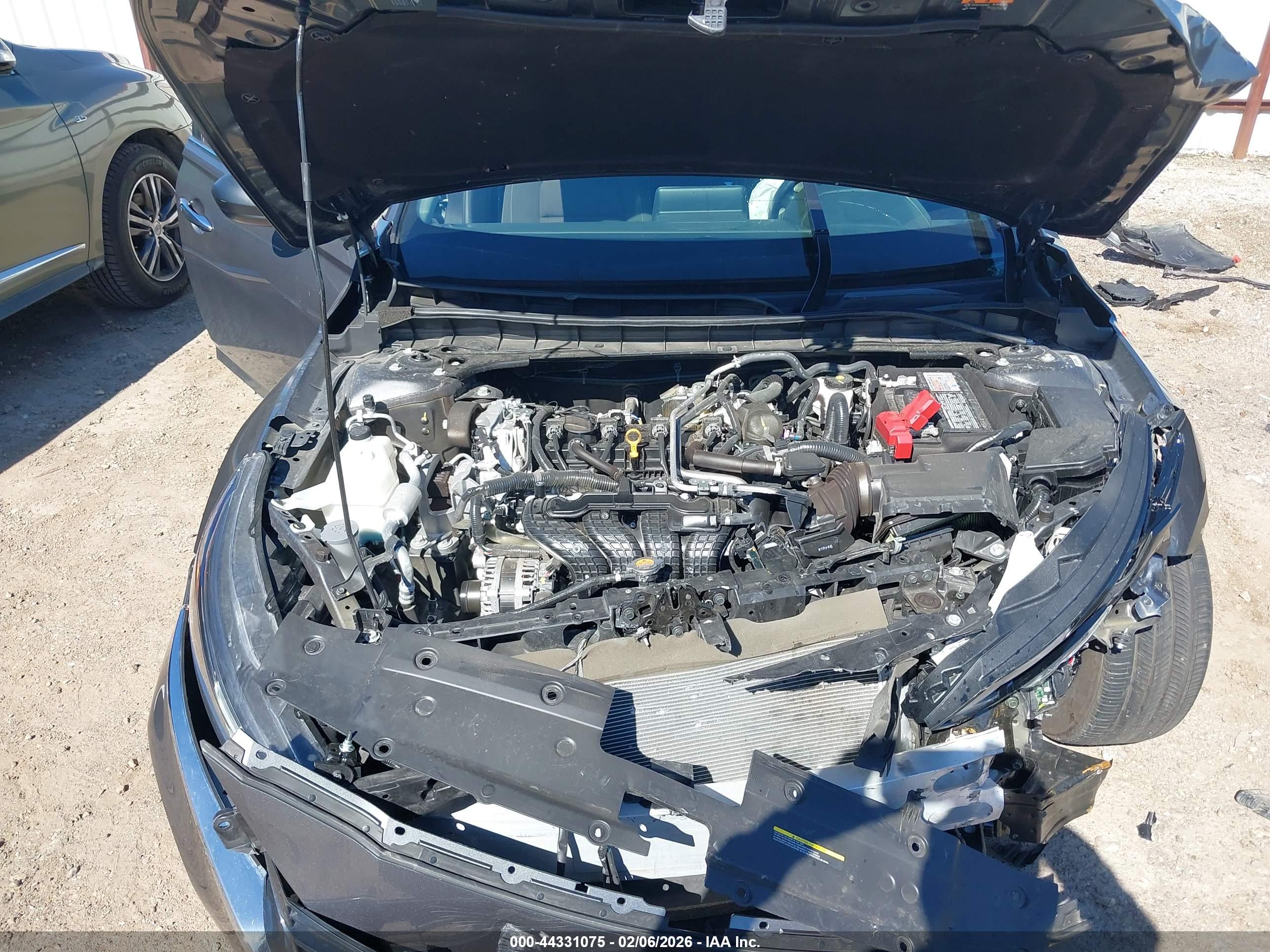 NISSAN ALTIMA image 10