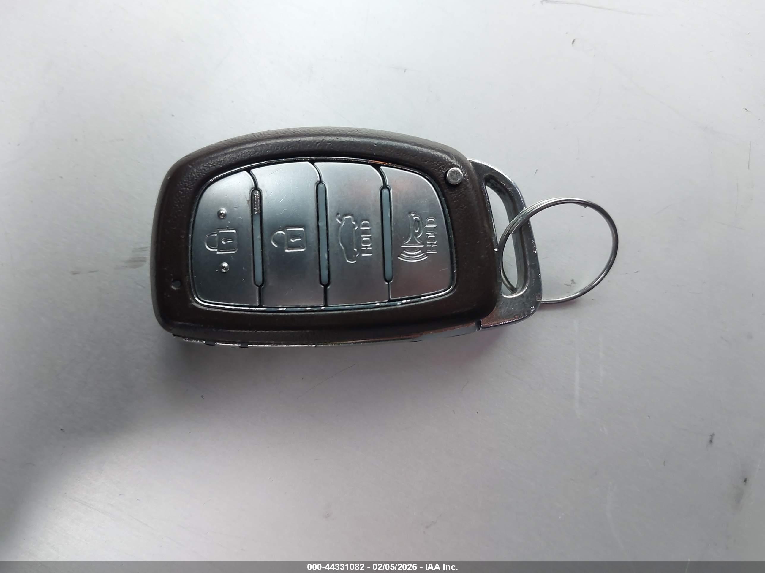 HYUNDAI SONATA image 11