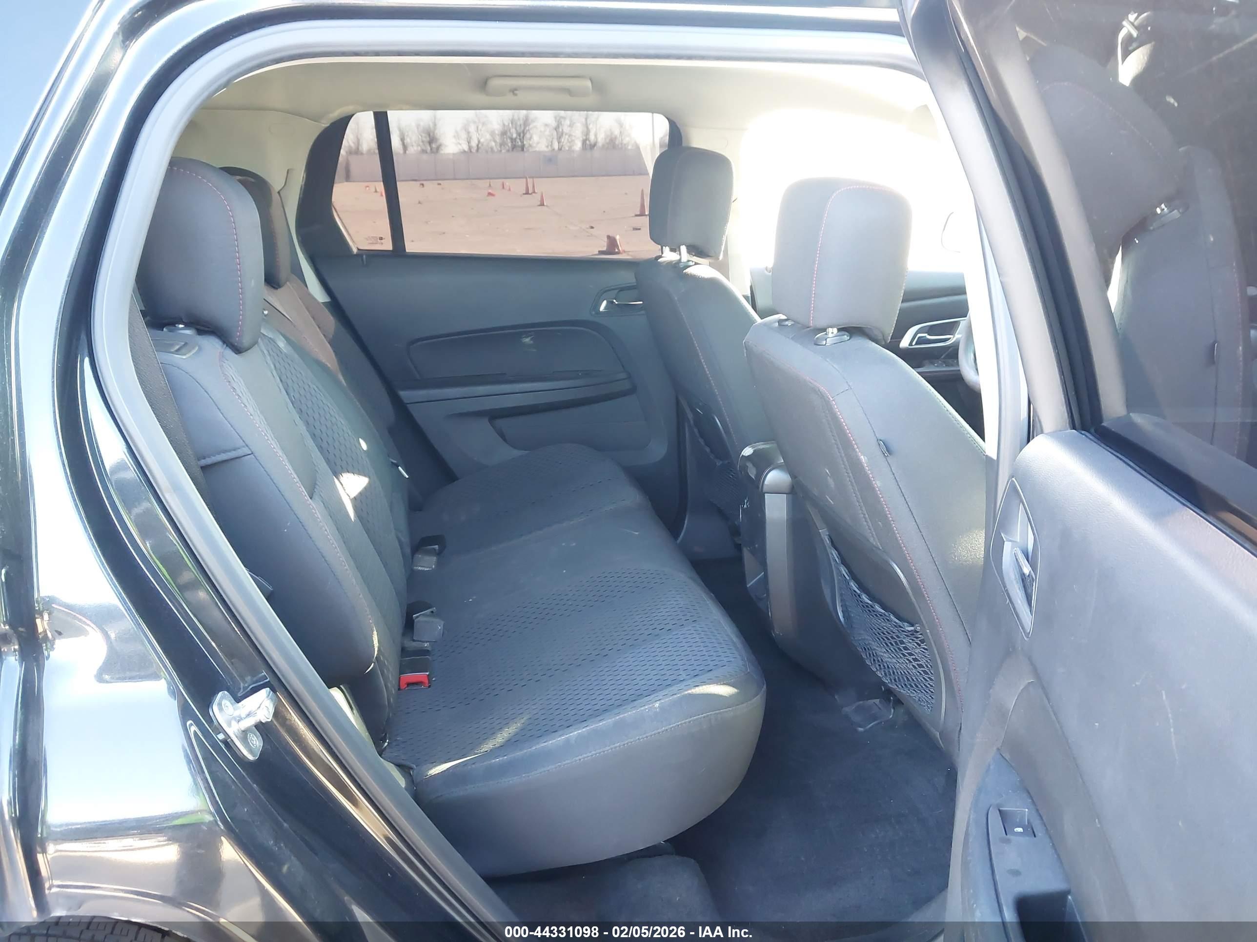 GMC TERRAIN image 8
