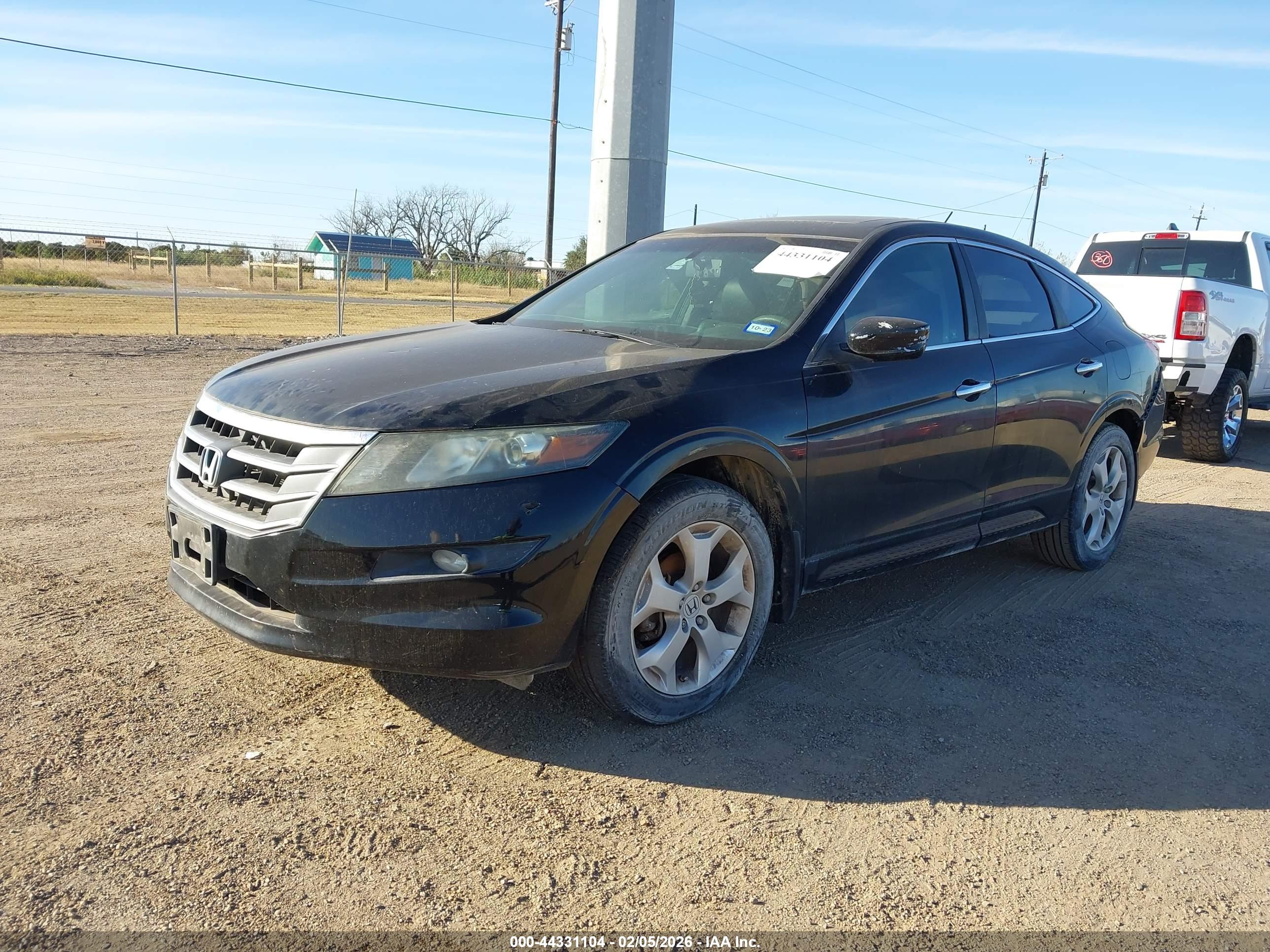 HONDA CROSSTOUR image 2
