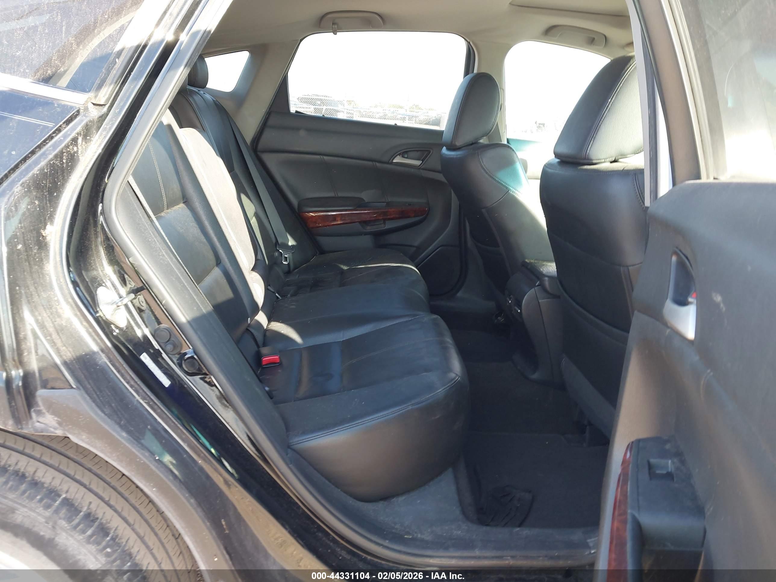 HONDA CROSSTOUR image 8
