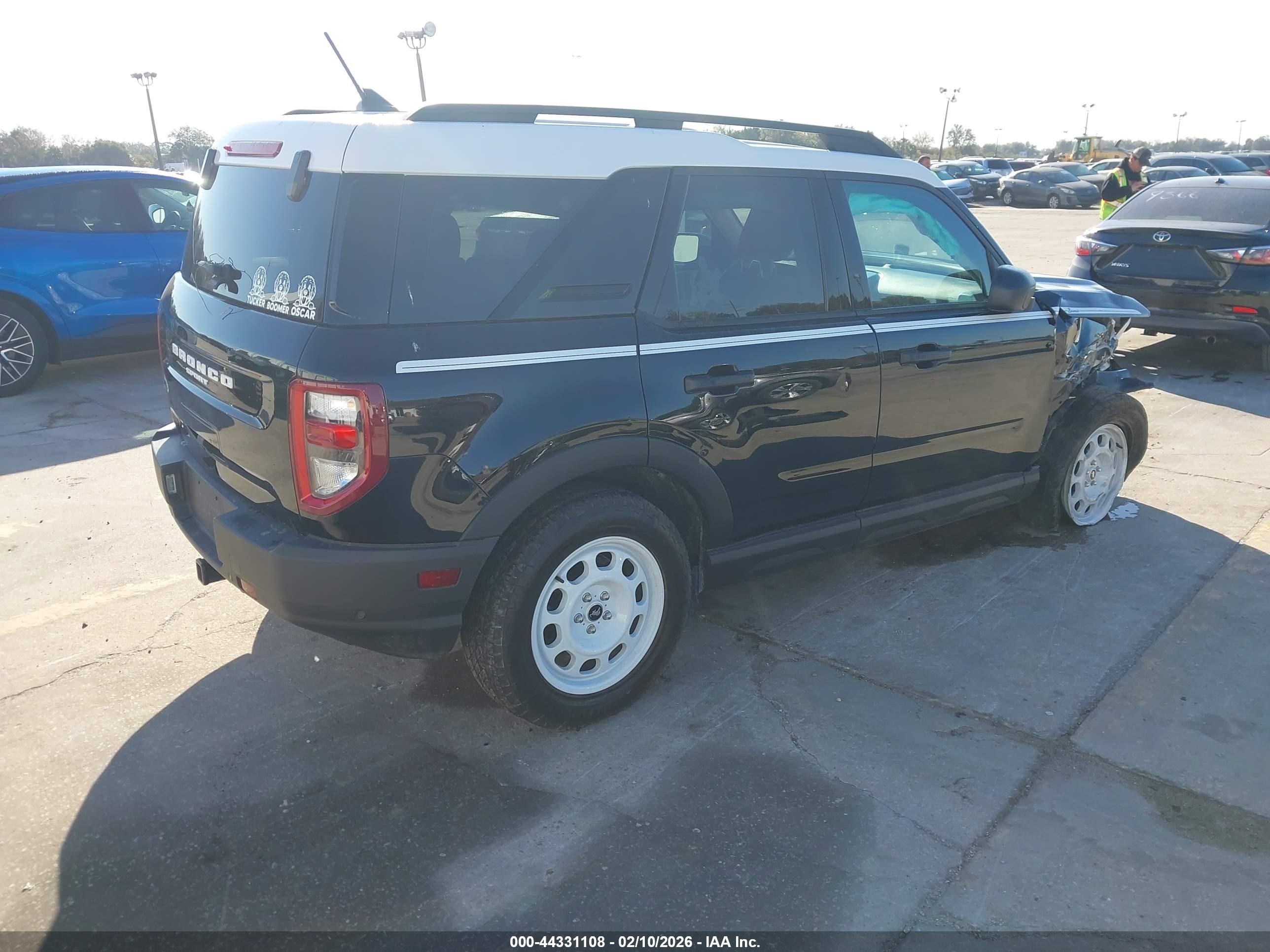 FORD BRONCO image 4