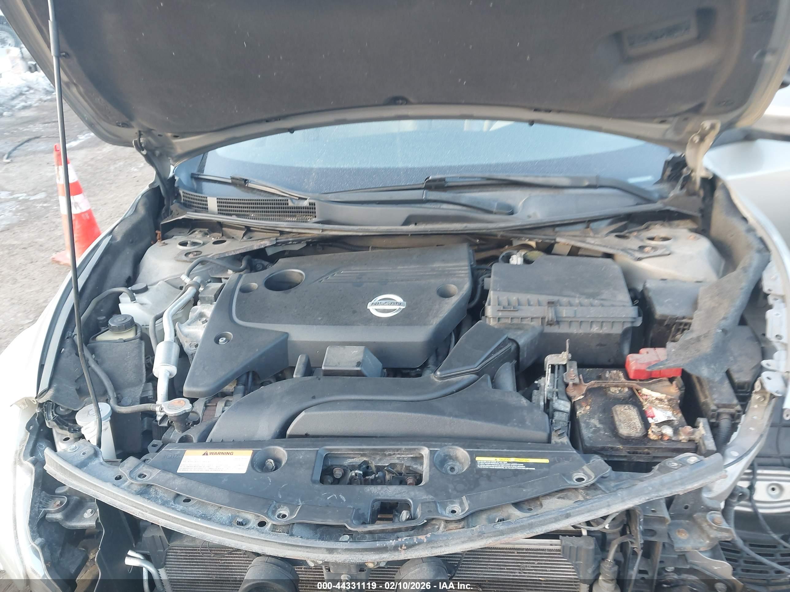 NISSAN ALTIMA image 10
