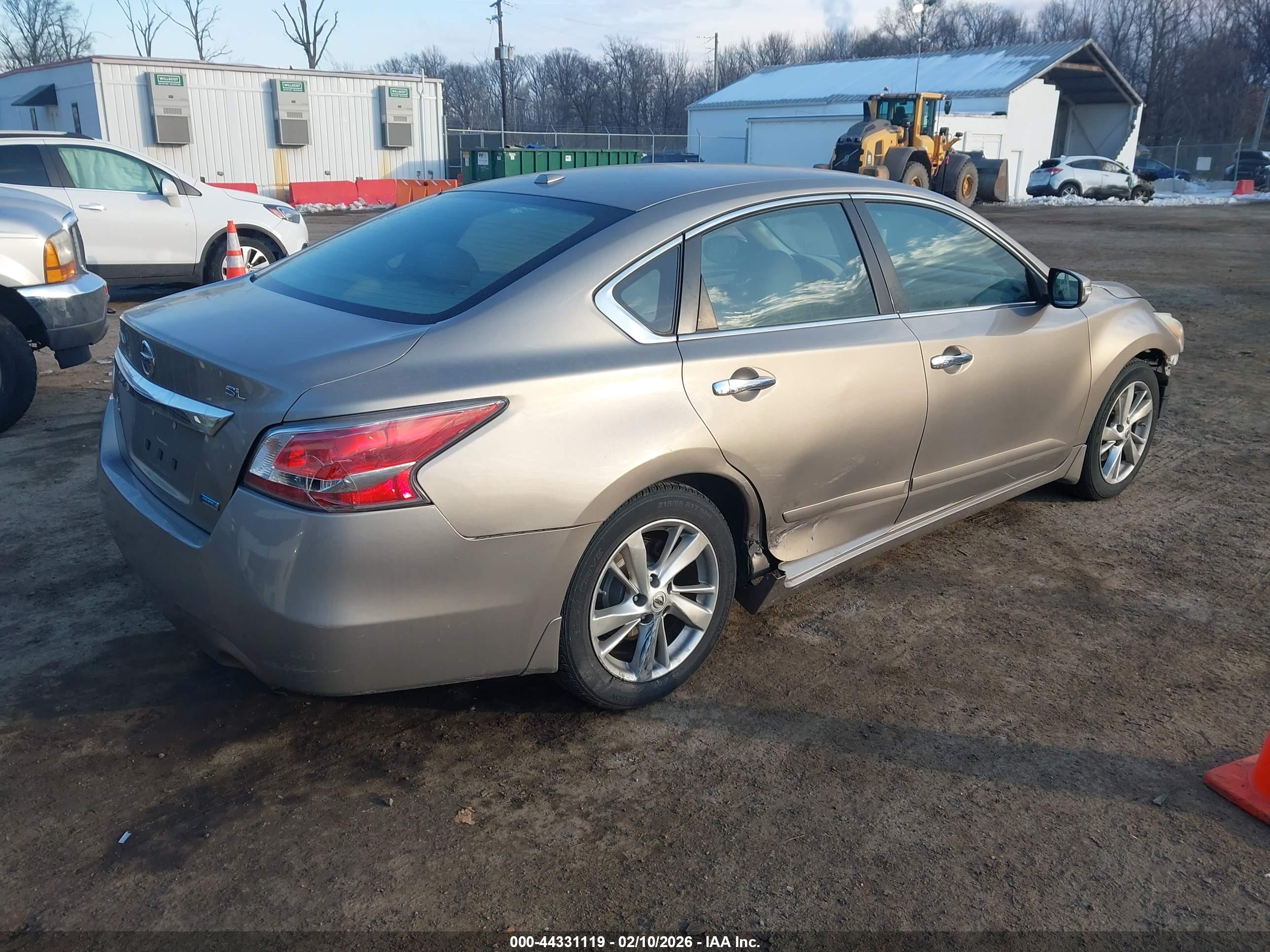 NISSAN ALTIMA image 4