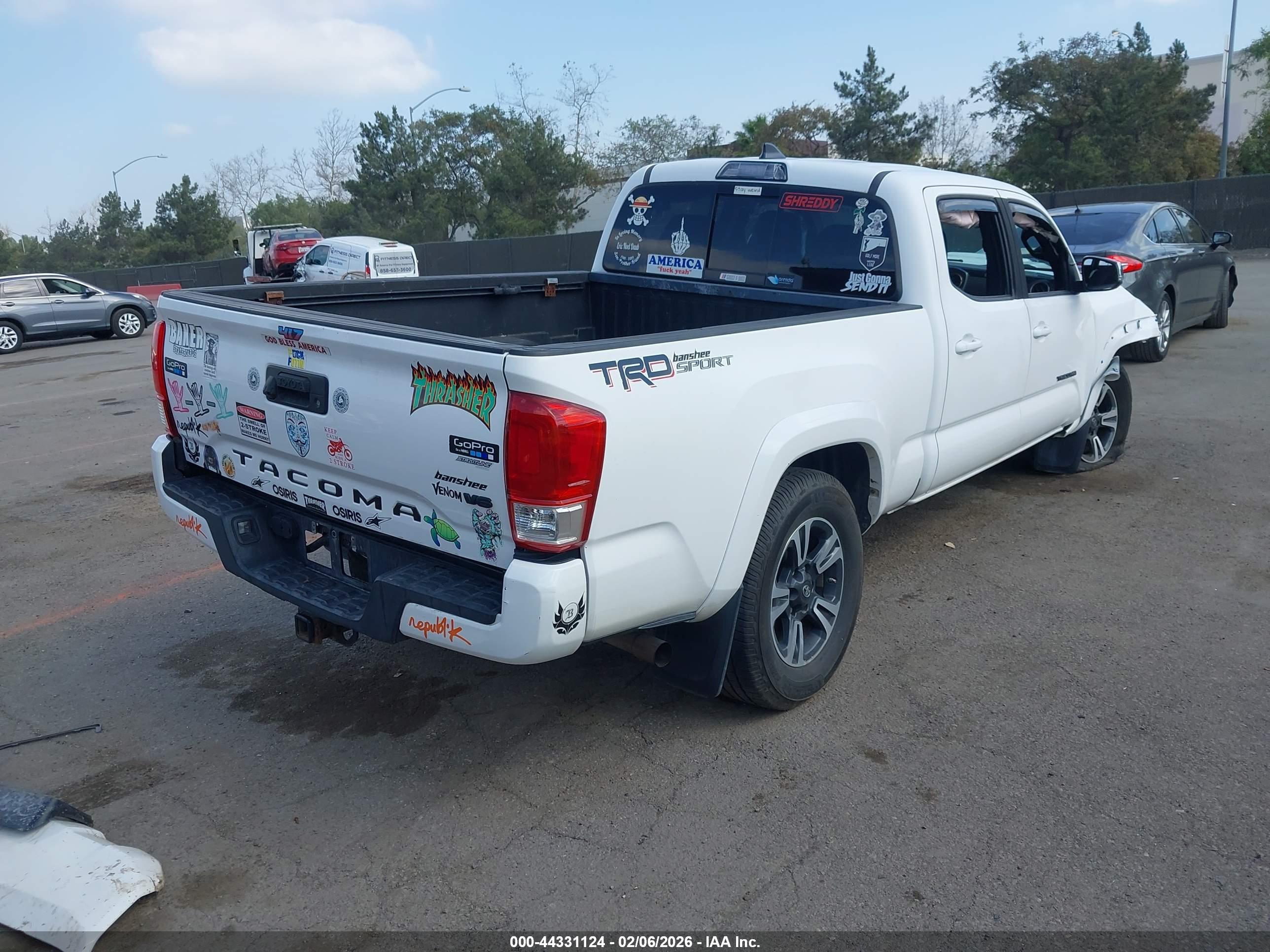 TOYOTA TACOMA image 4