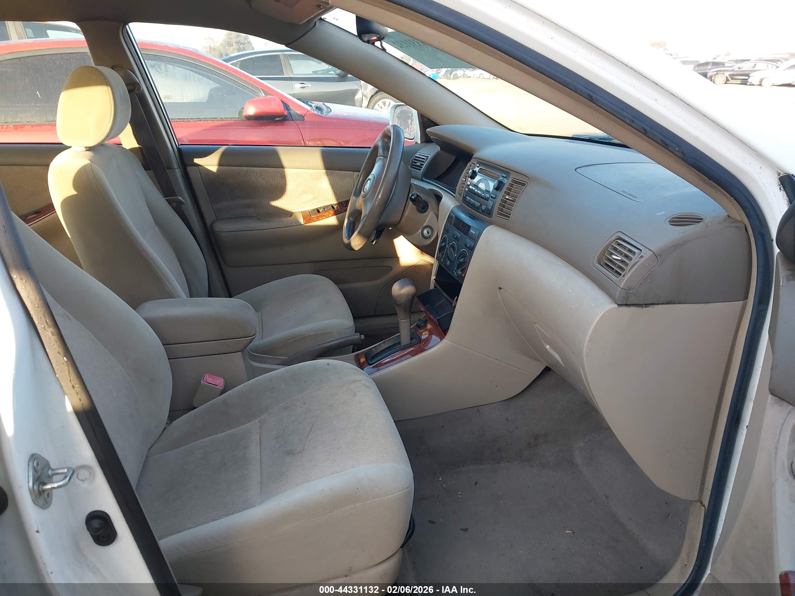 TOYOTA COROLLA image 5