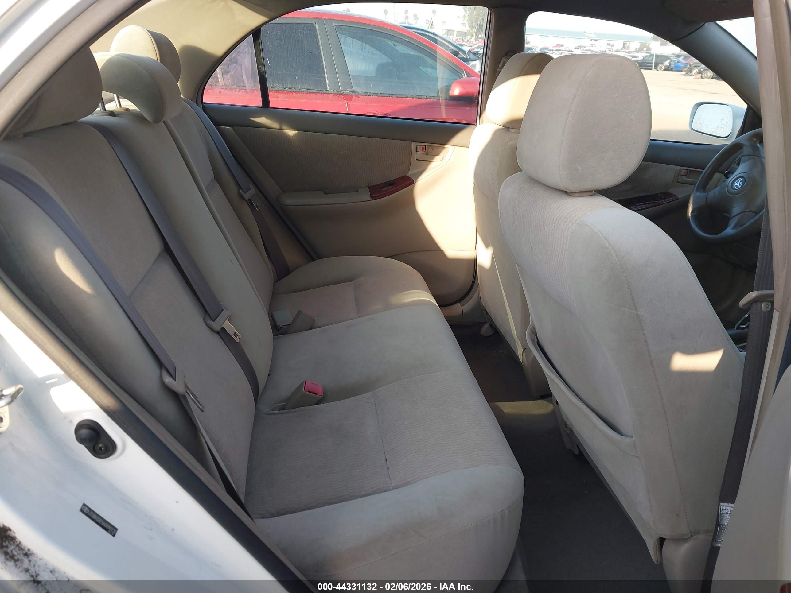 TOYOTA COROLLA image 8