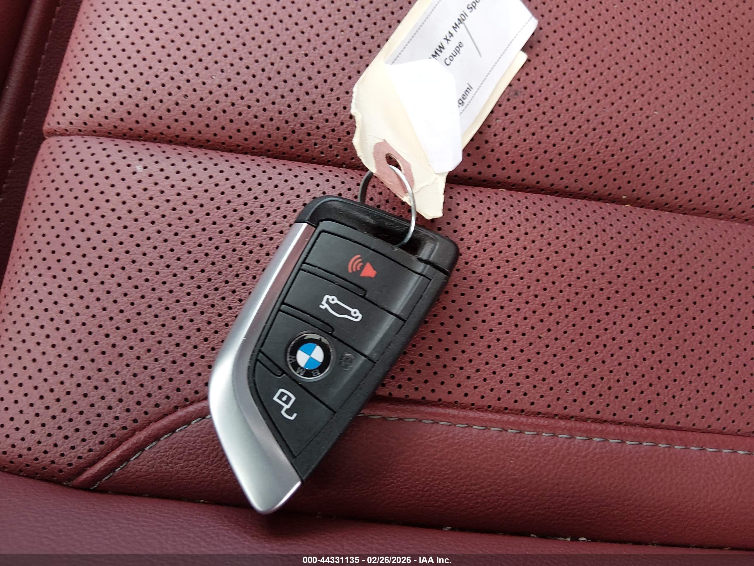 BMW X4 image 11