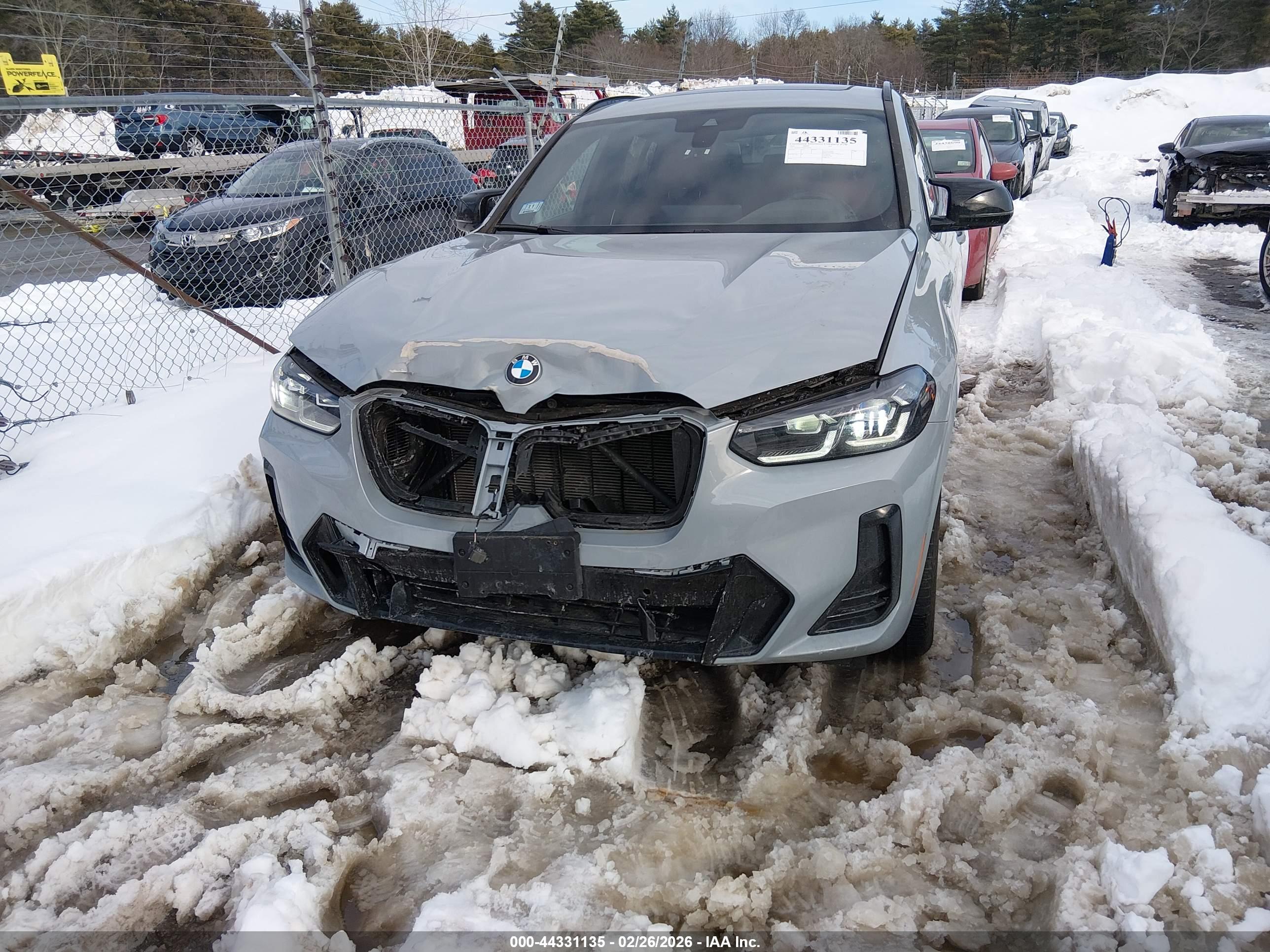 BMW X4 image 6