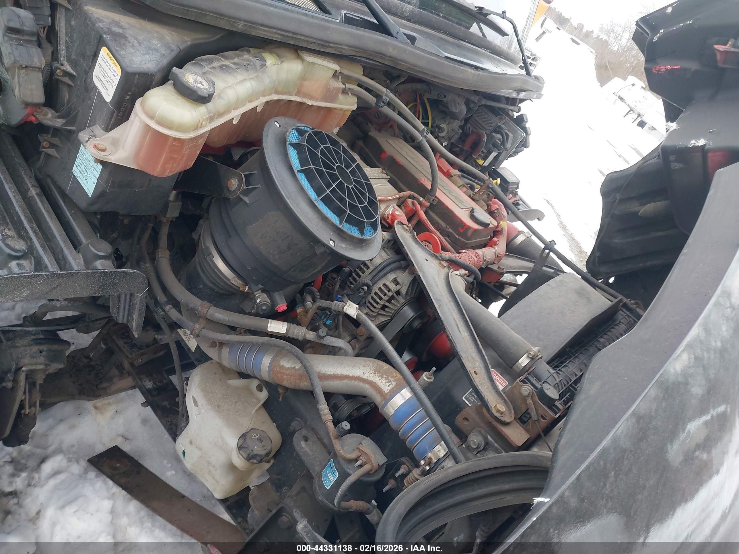 FREIGHTLINER M2 image 10