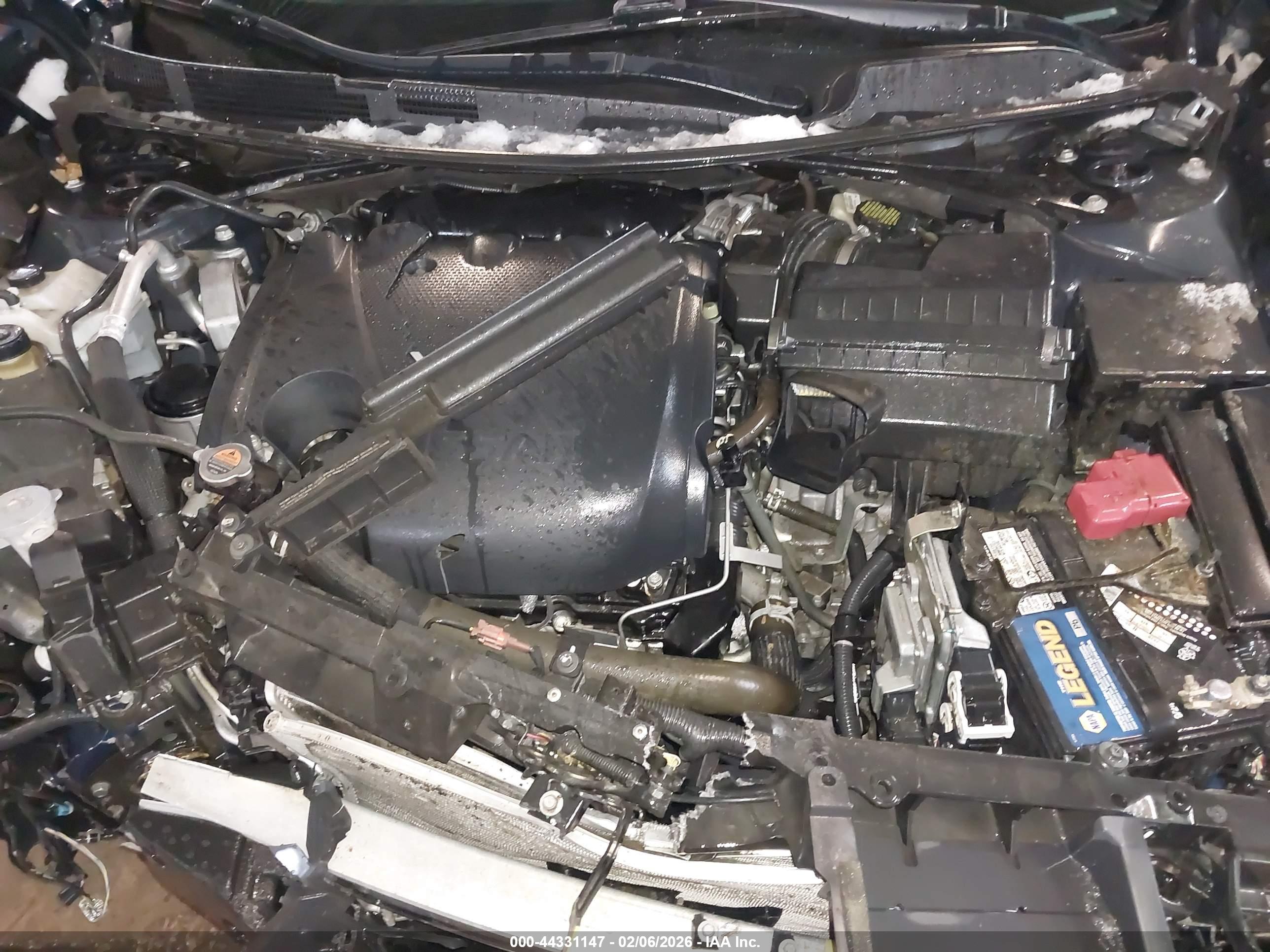 NISSAN MAXIMA image 10