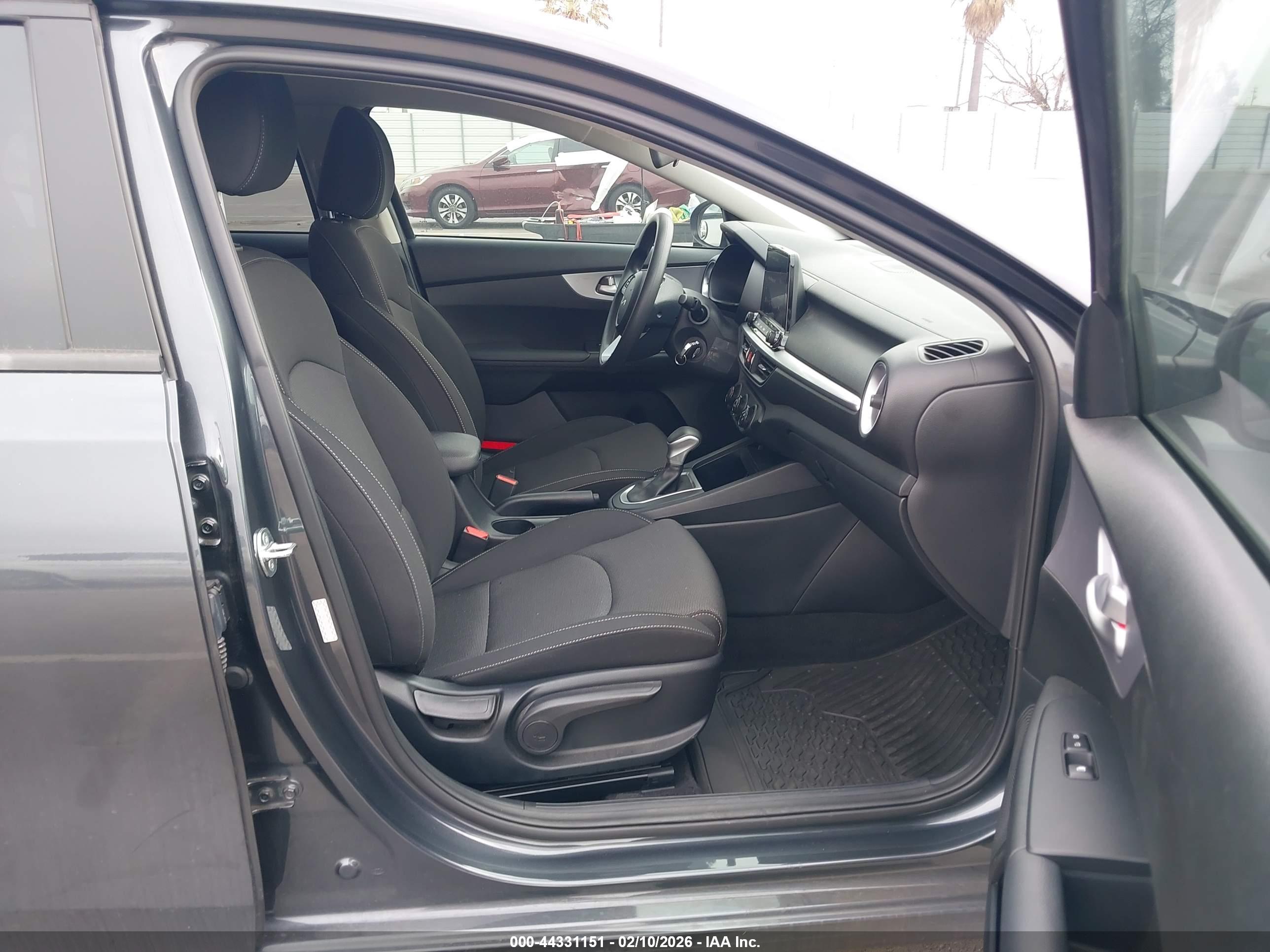 KIA FORTE image 5
