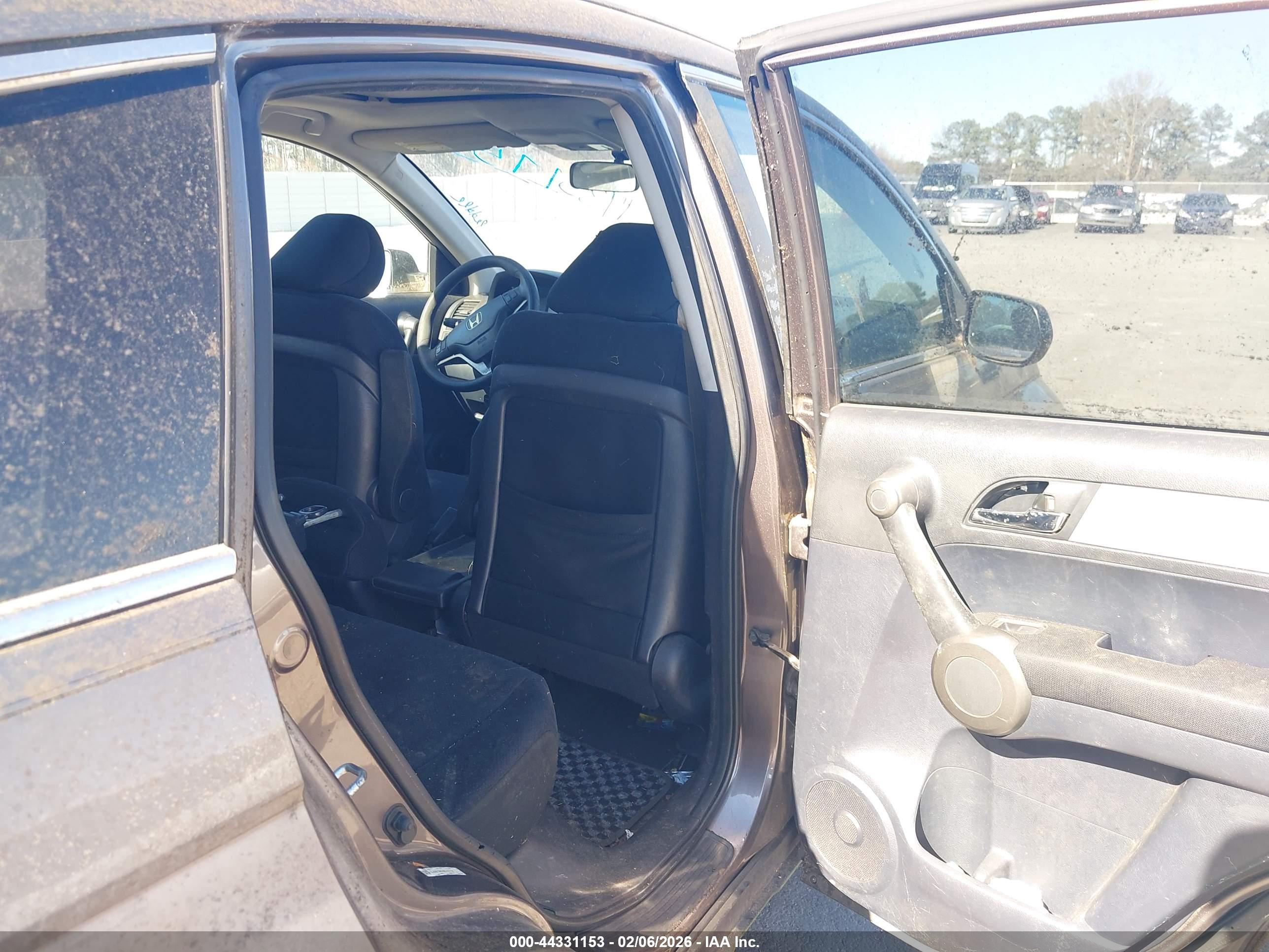 HONDA CR-V image 8