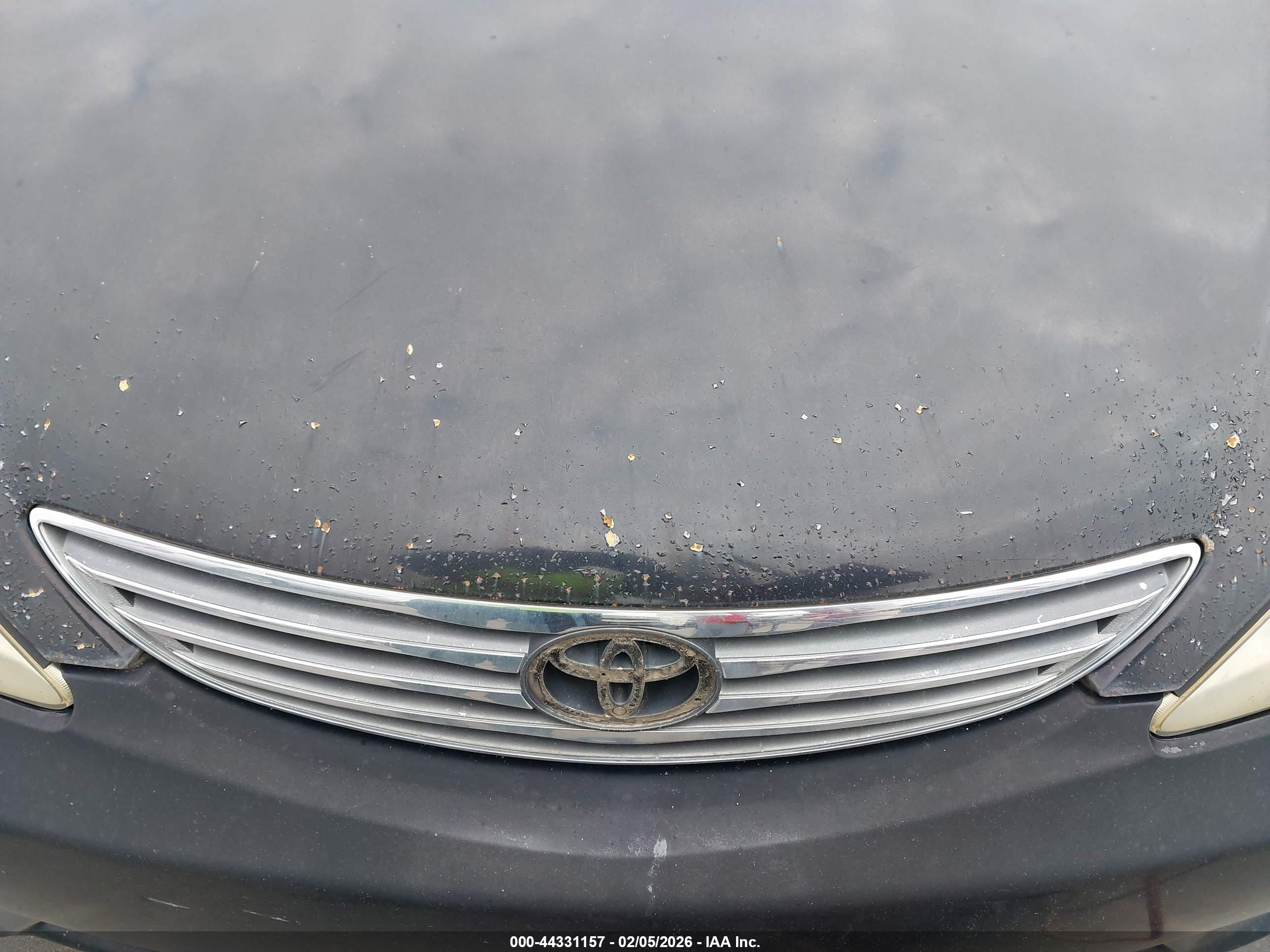 TOYOTA CAMRY image 6