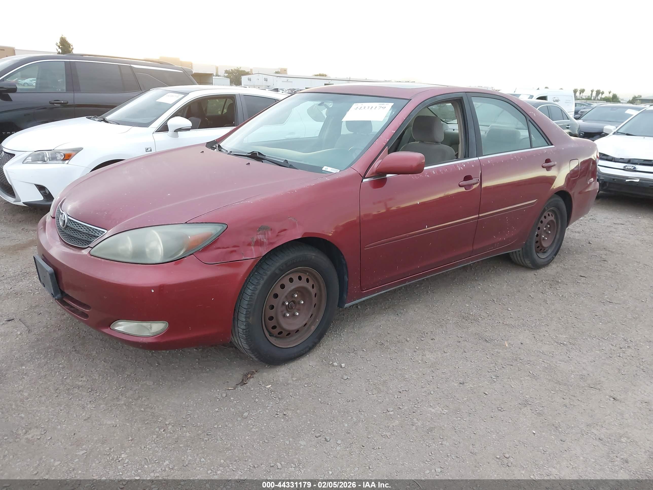 TOYOTA CAMRY image 2