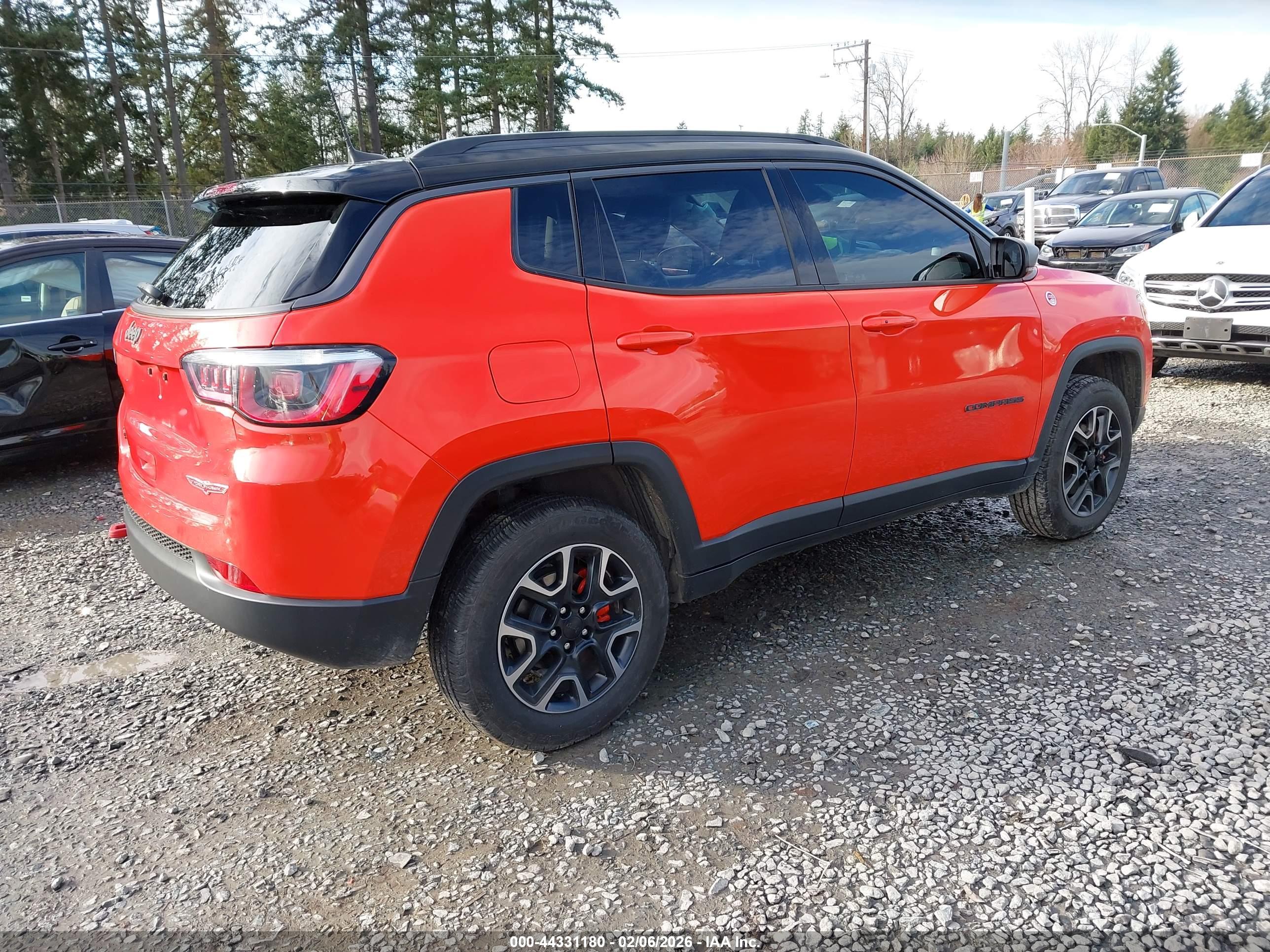 JEEP COMPASS image 4
