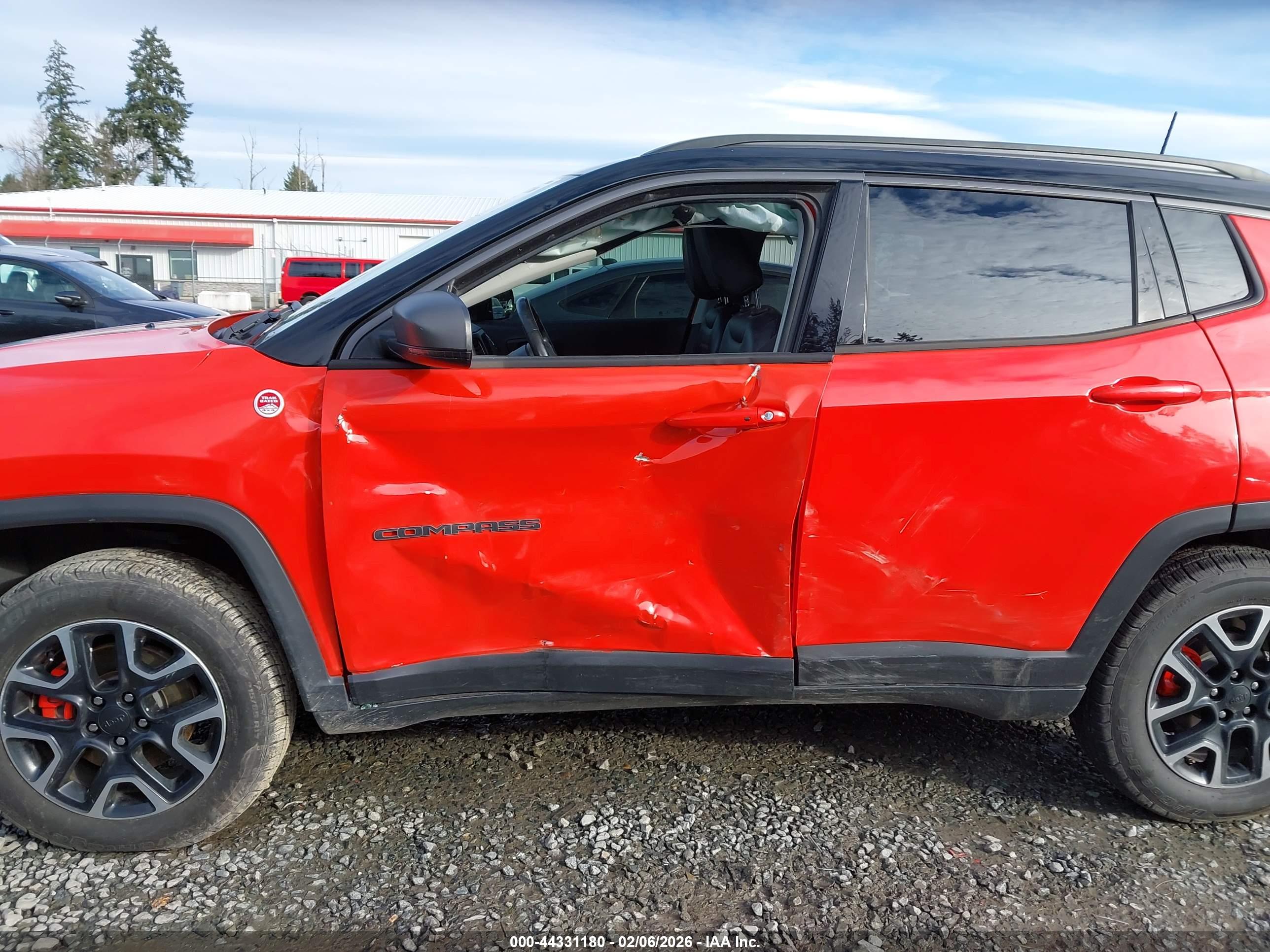 JEEP COMPASS image 6