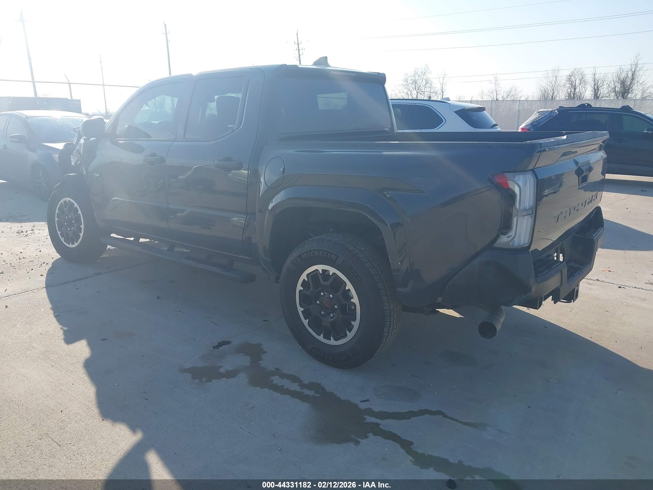 TOYOTA TACOMA image 3