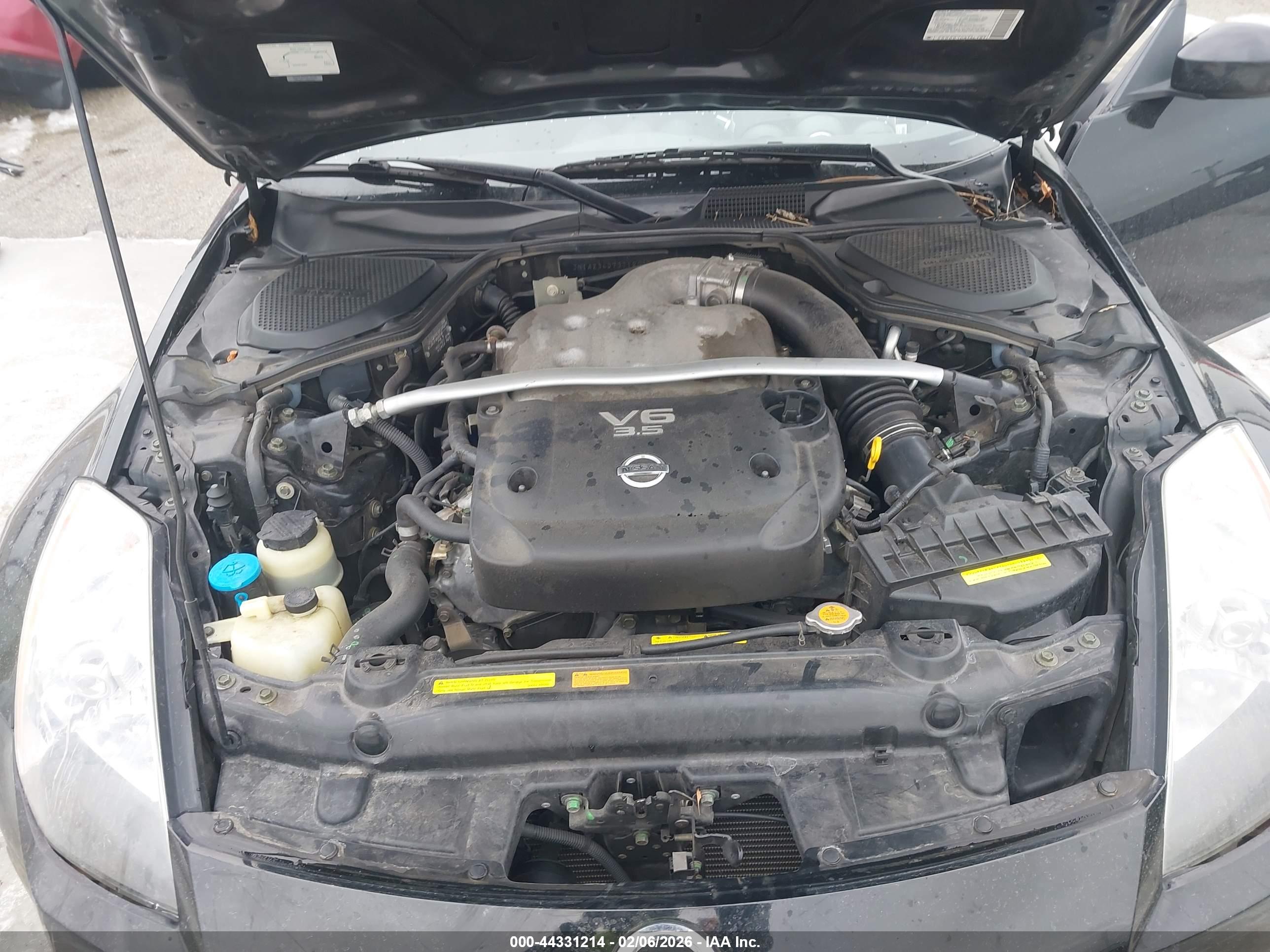 NISSAN 350Z image 10