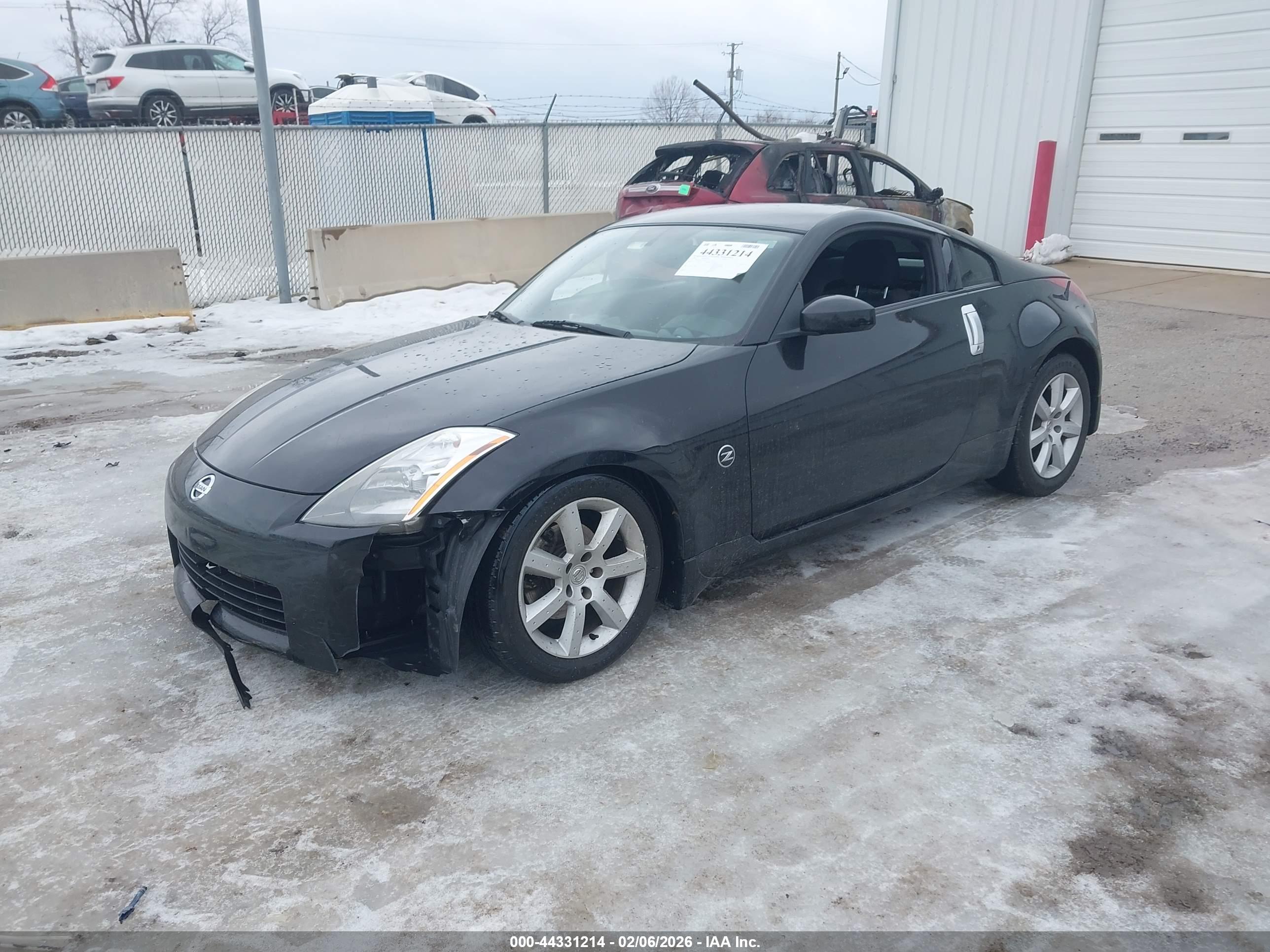 NISSAN 350Z image 2
