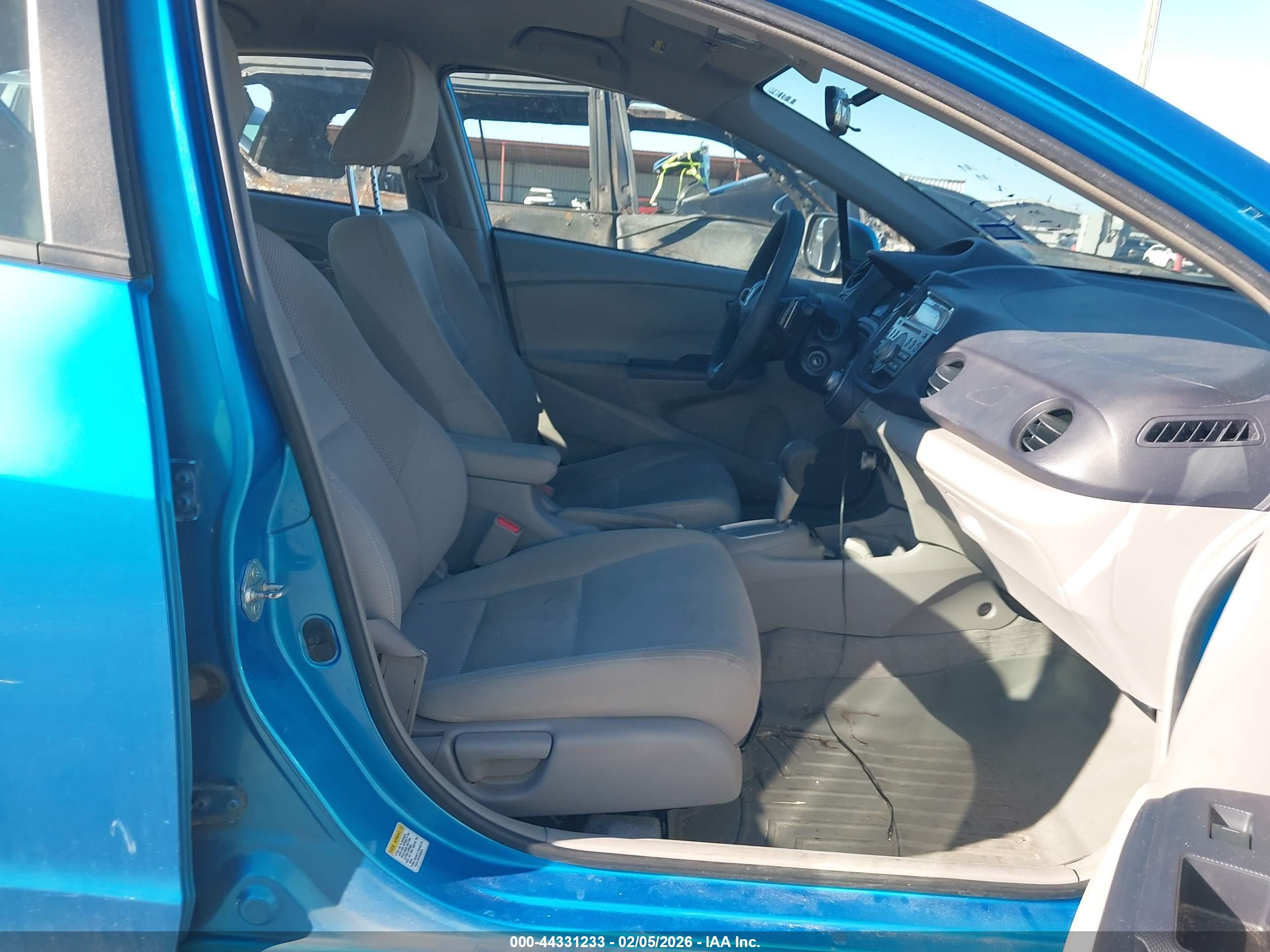 HONDA INSIGHT image 5