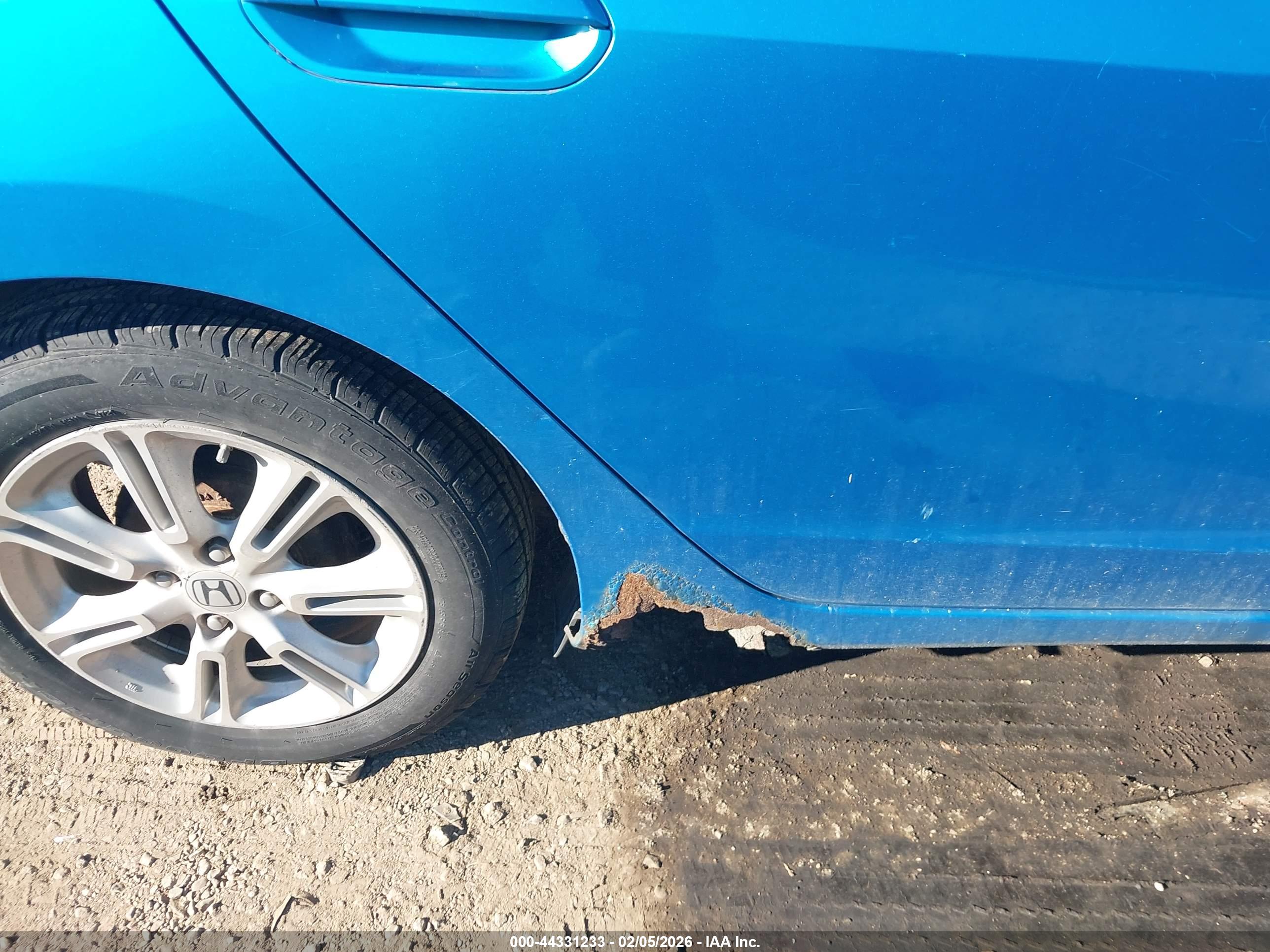 HONDA INSIGHT image 6