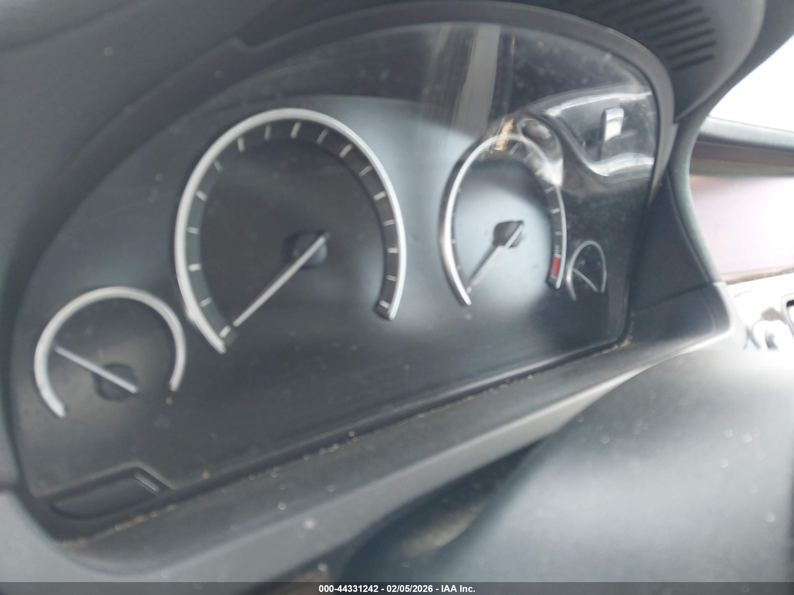 BMW 740I image 7