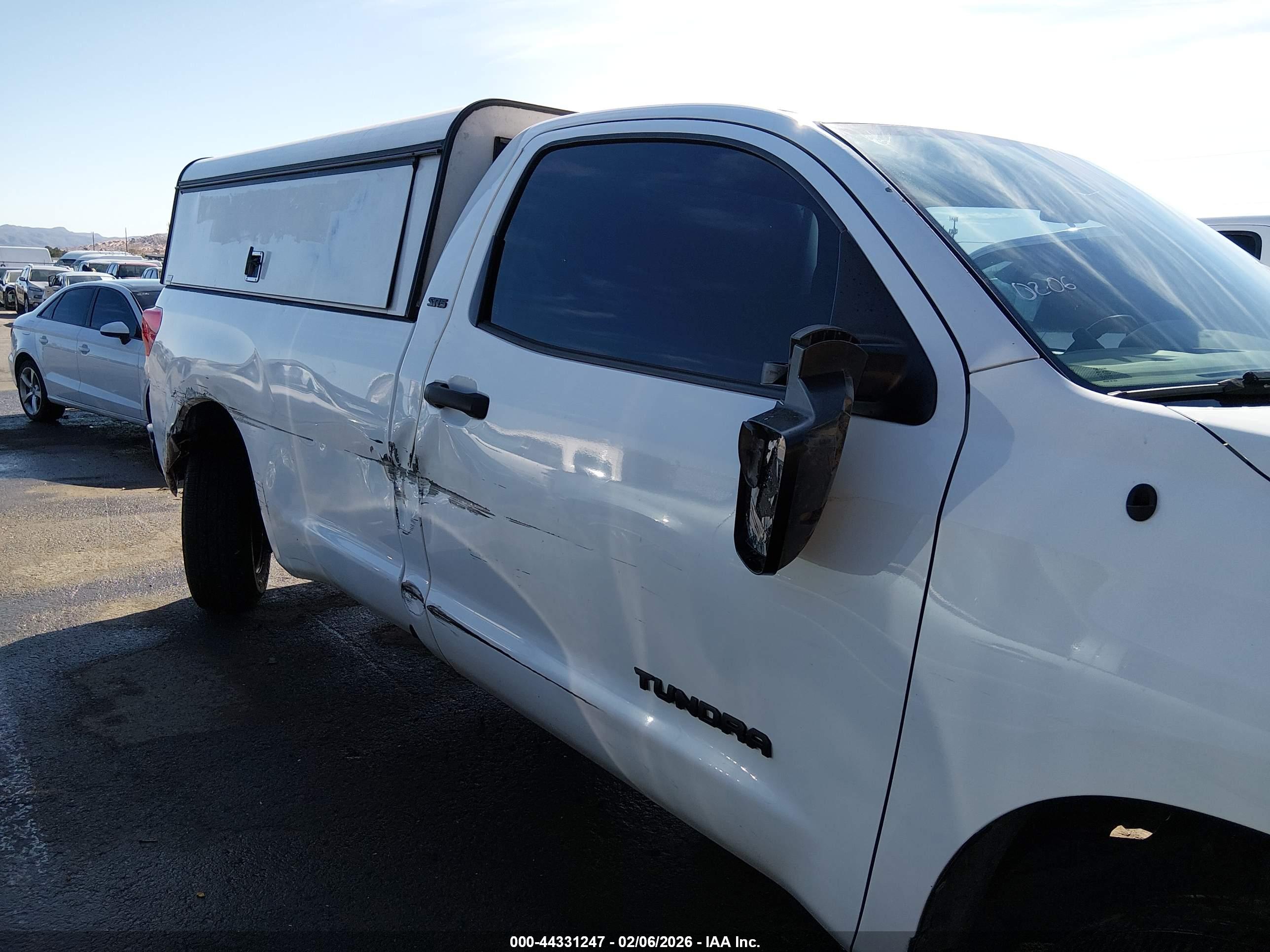 TOYOTA TUNDRA image 6