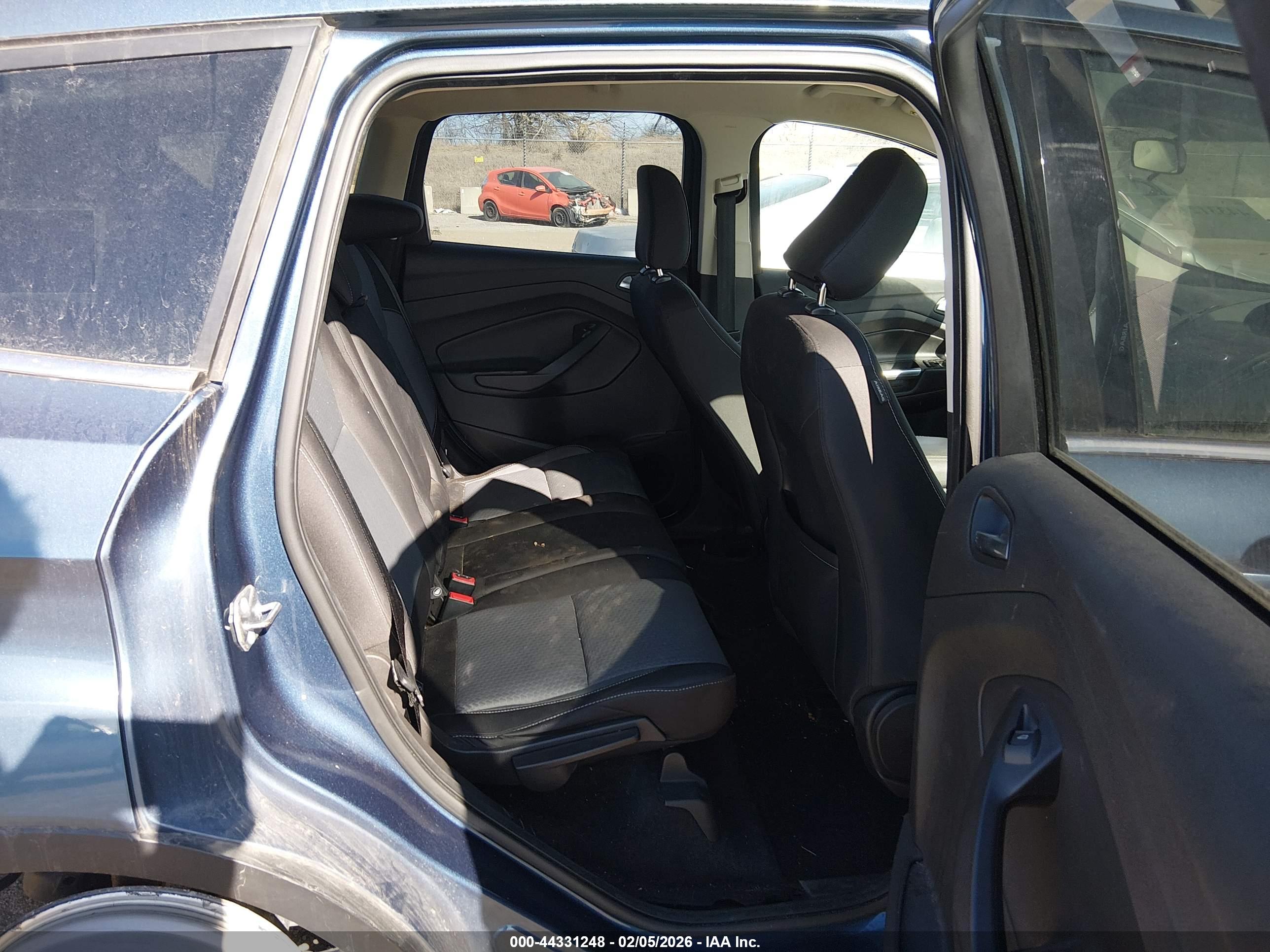 FORD ESCAPE image 8