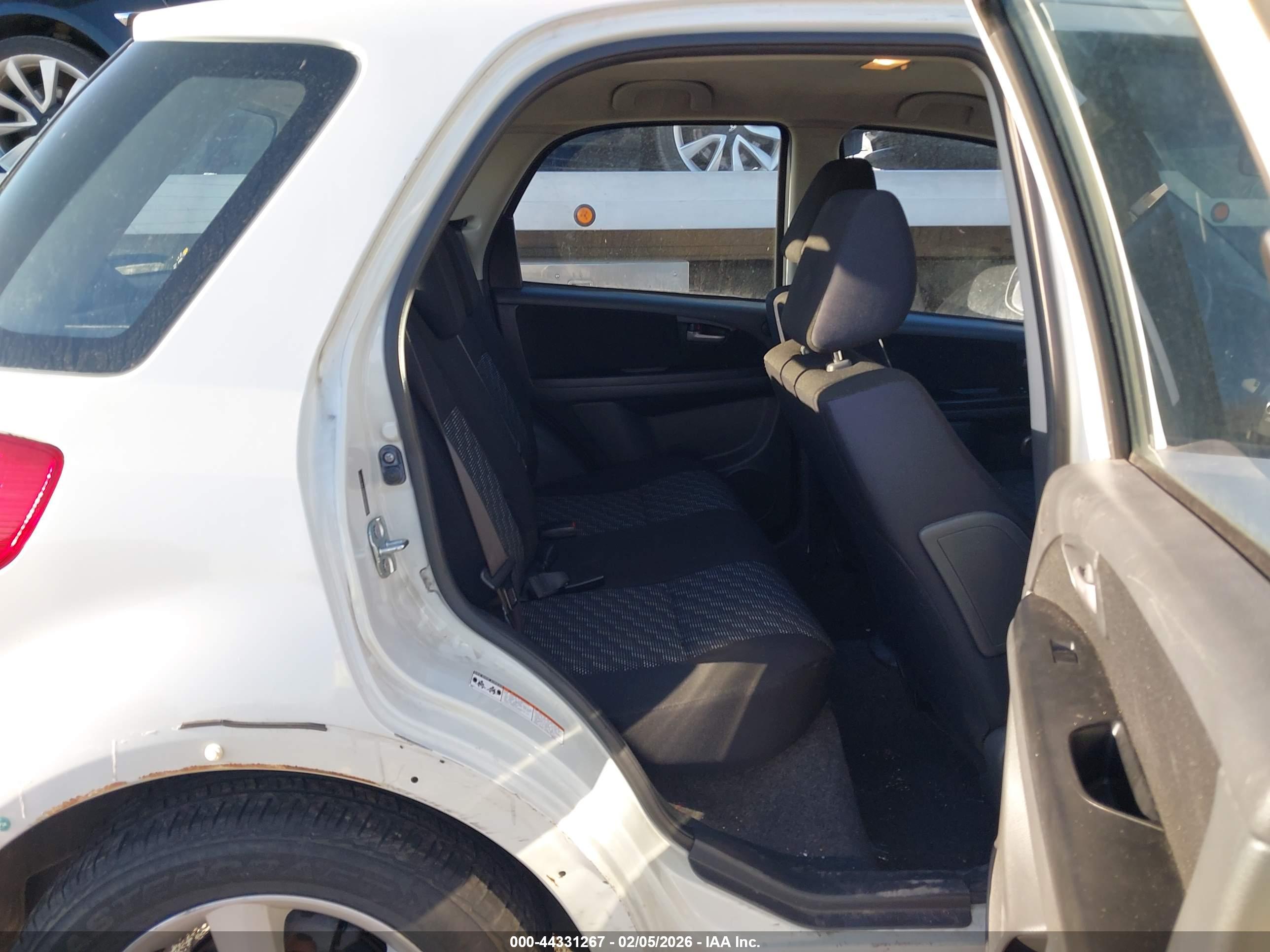 SUZUKI SX4 image 8