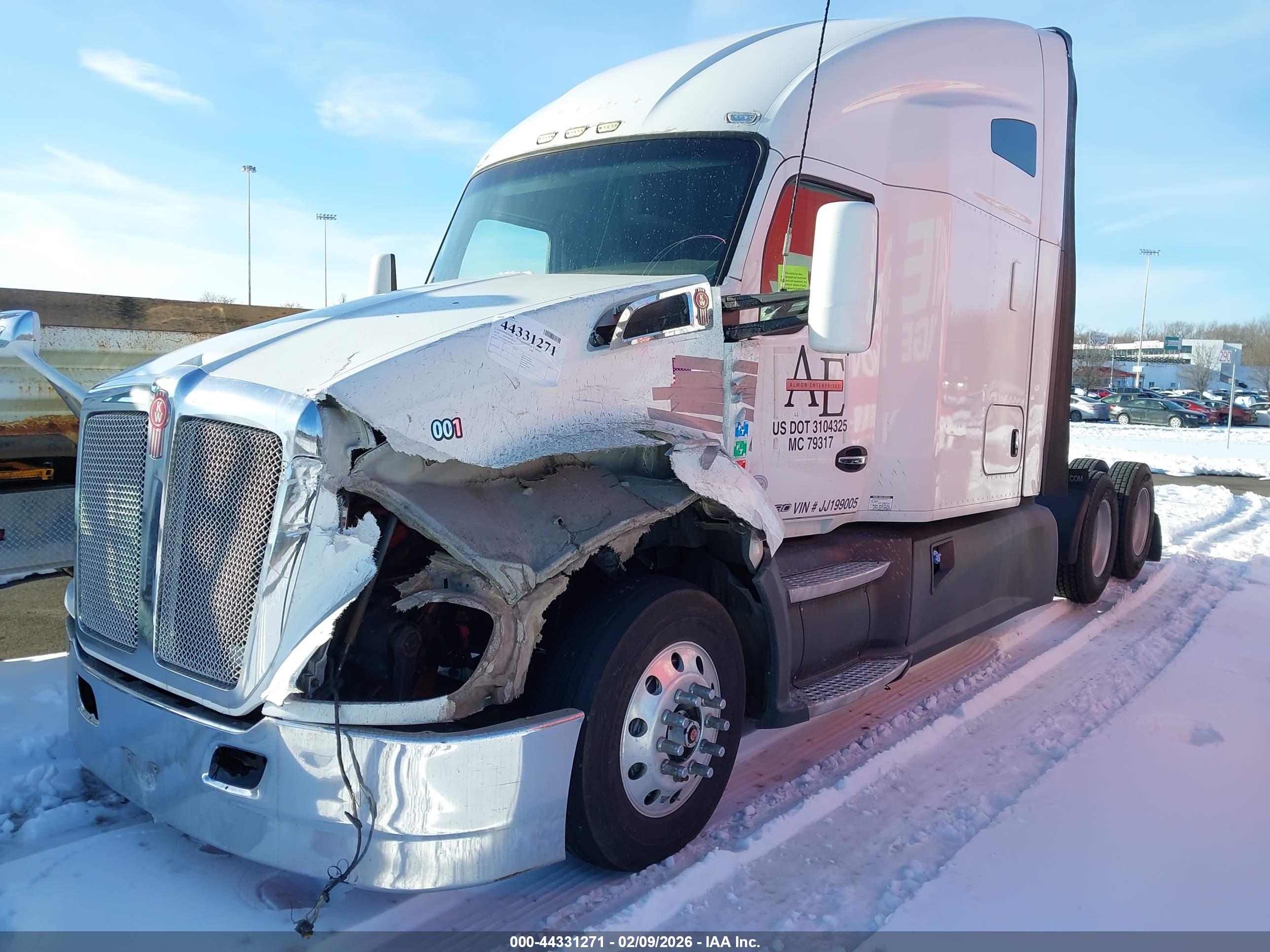 KENWORTH T680 image 2