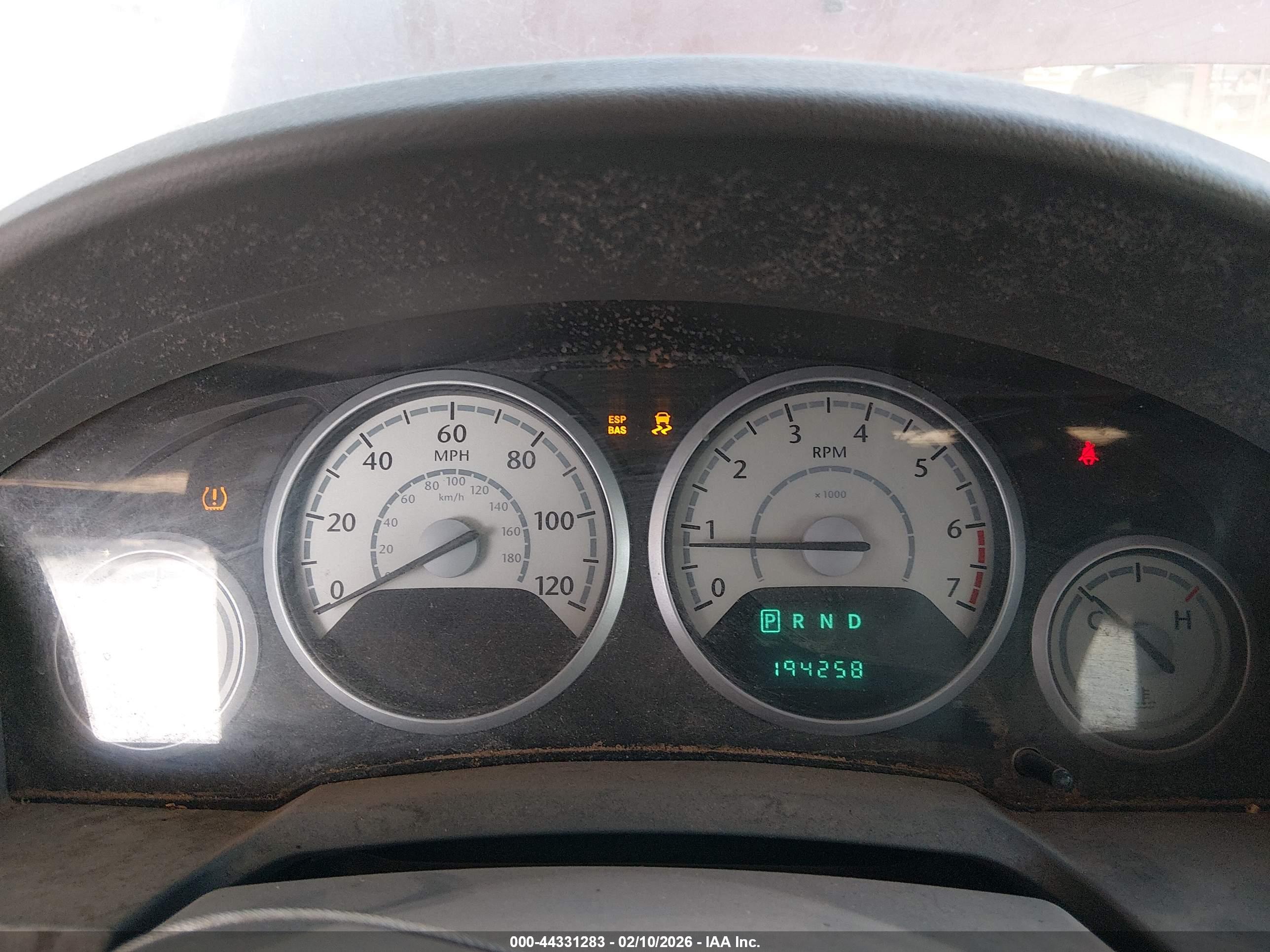 CHRYSLER TOWN image 7