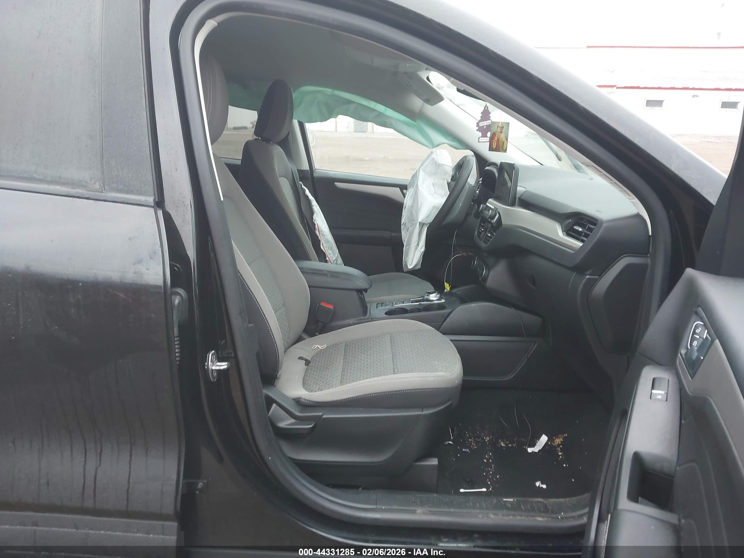 FORD ESCAPE image 5