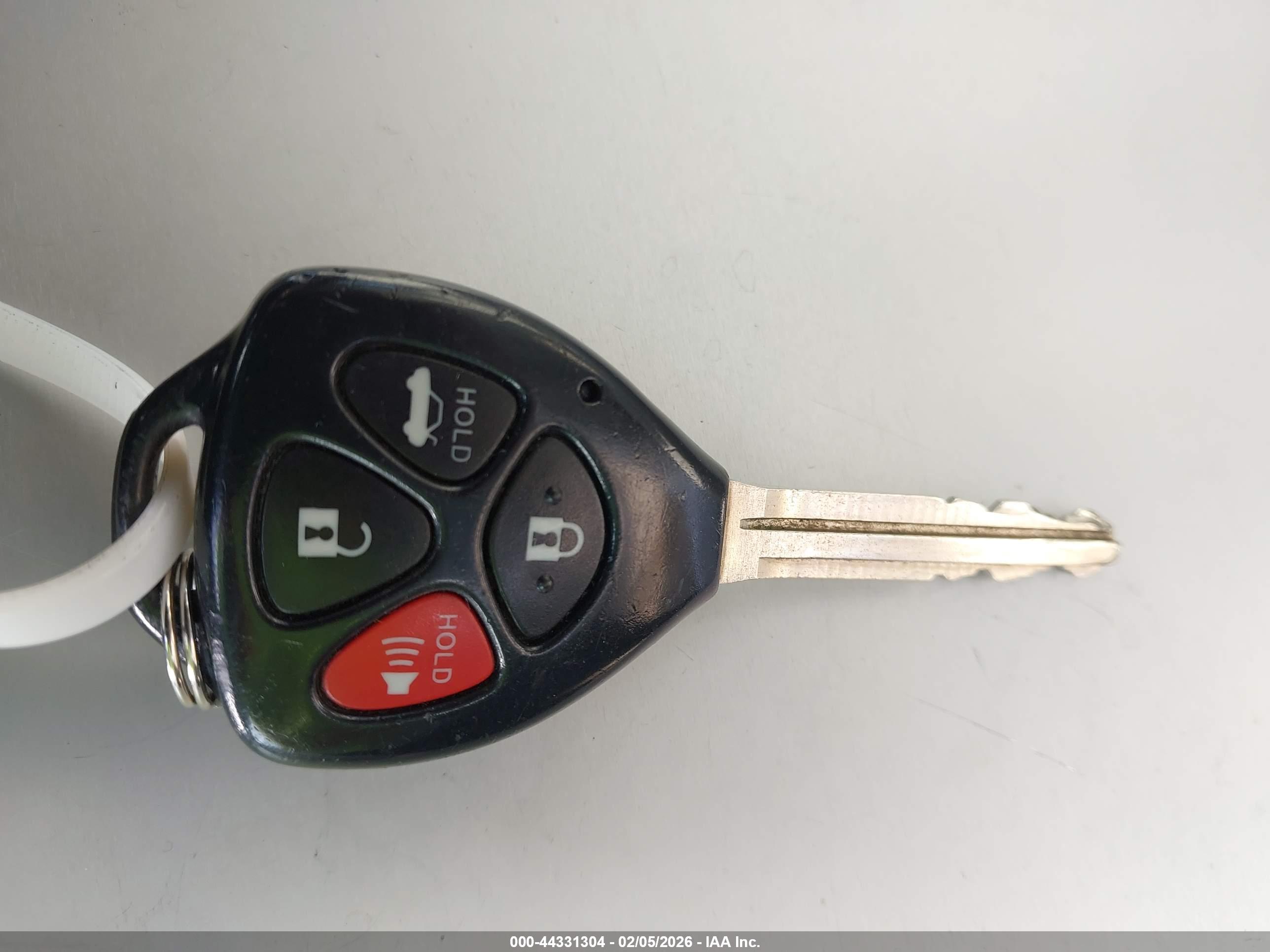 TOYOTA CAMRY image 11