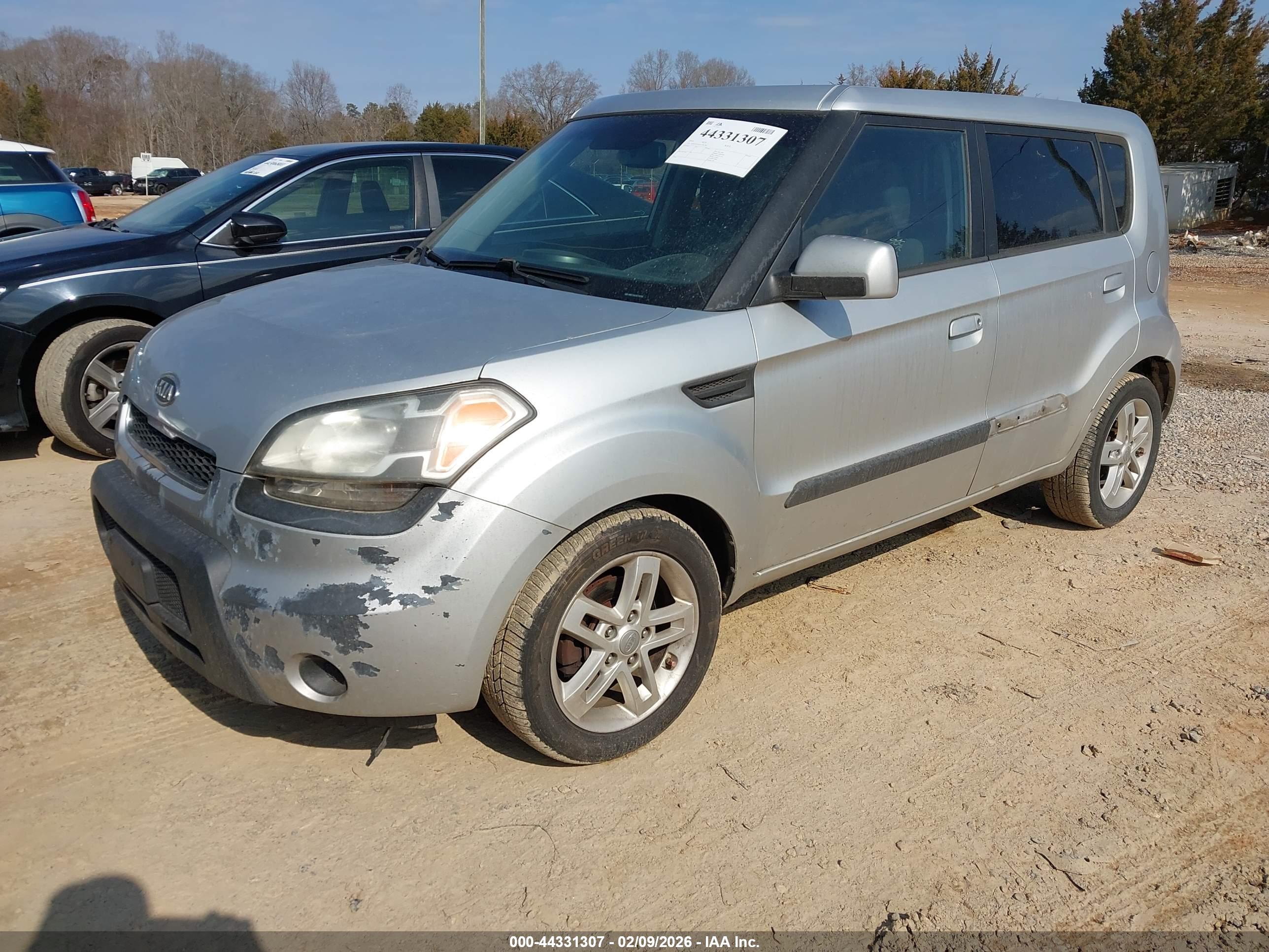 KIA SOUL image 2