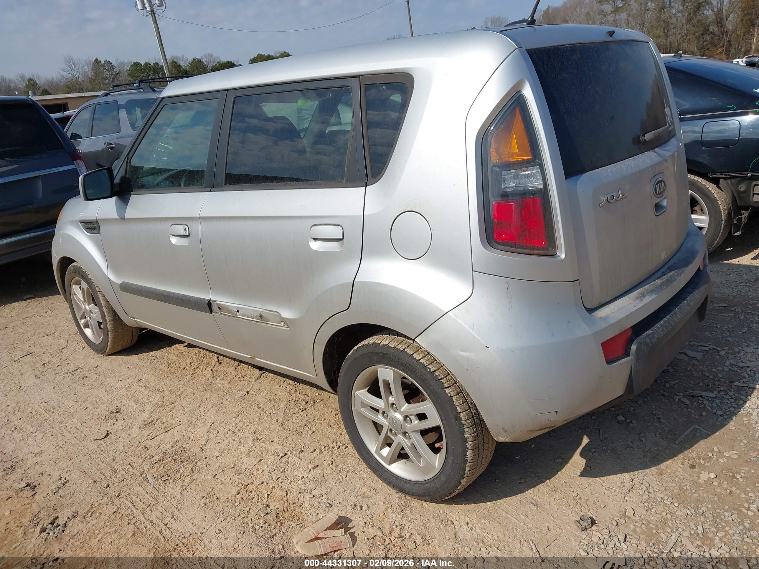 KIA SOUL image 3
