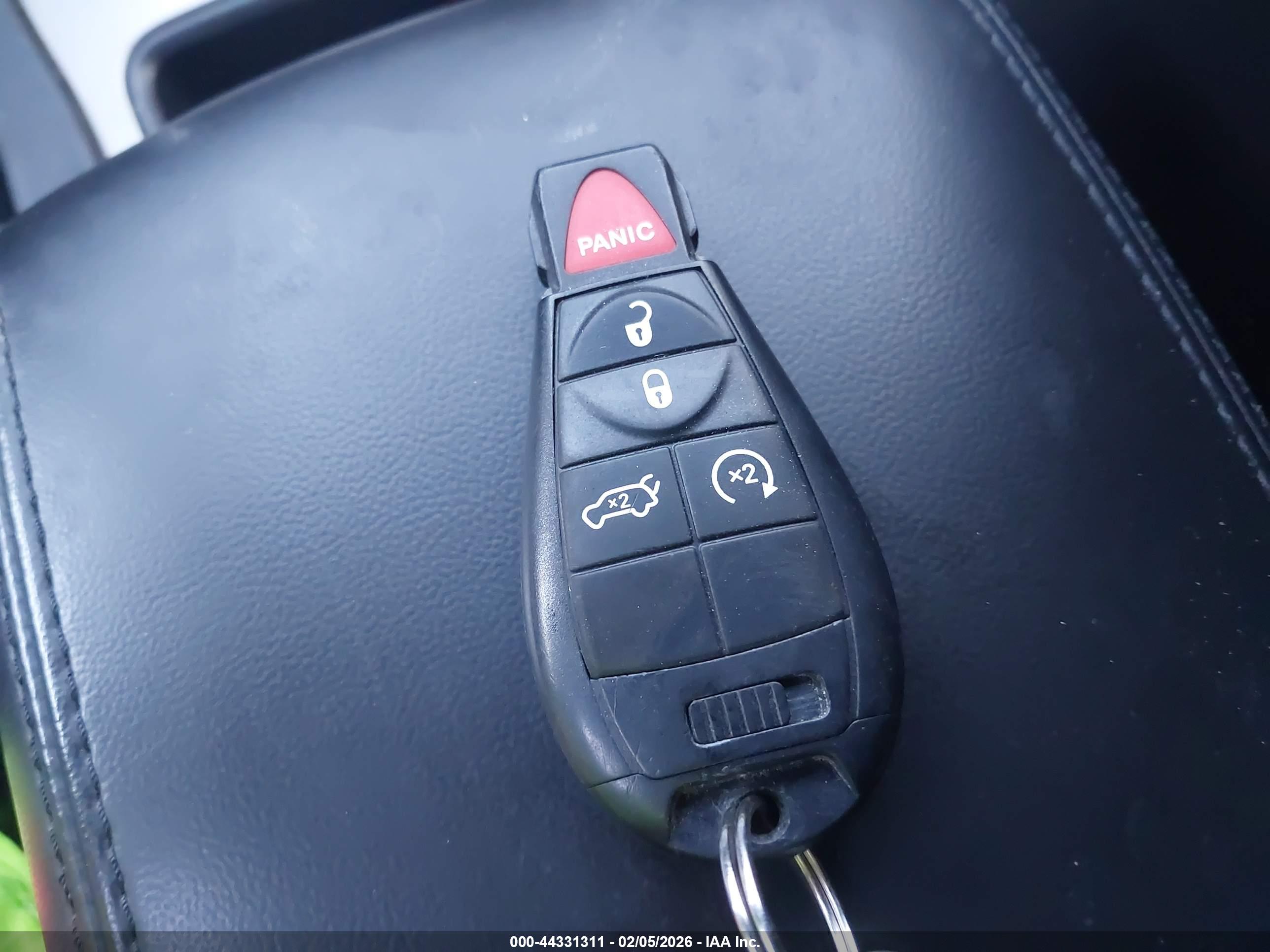 JEEP GRAND image 11